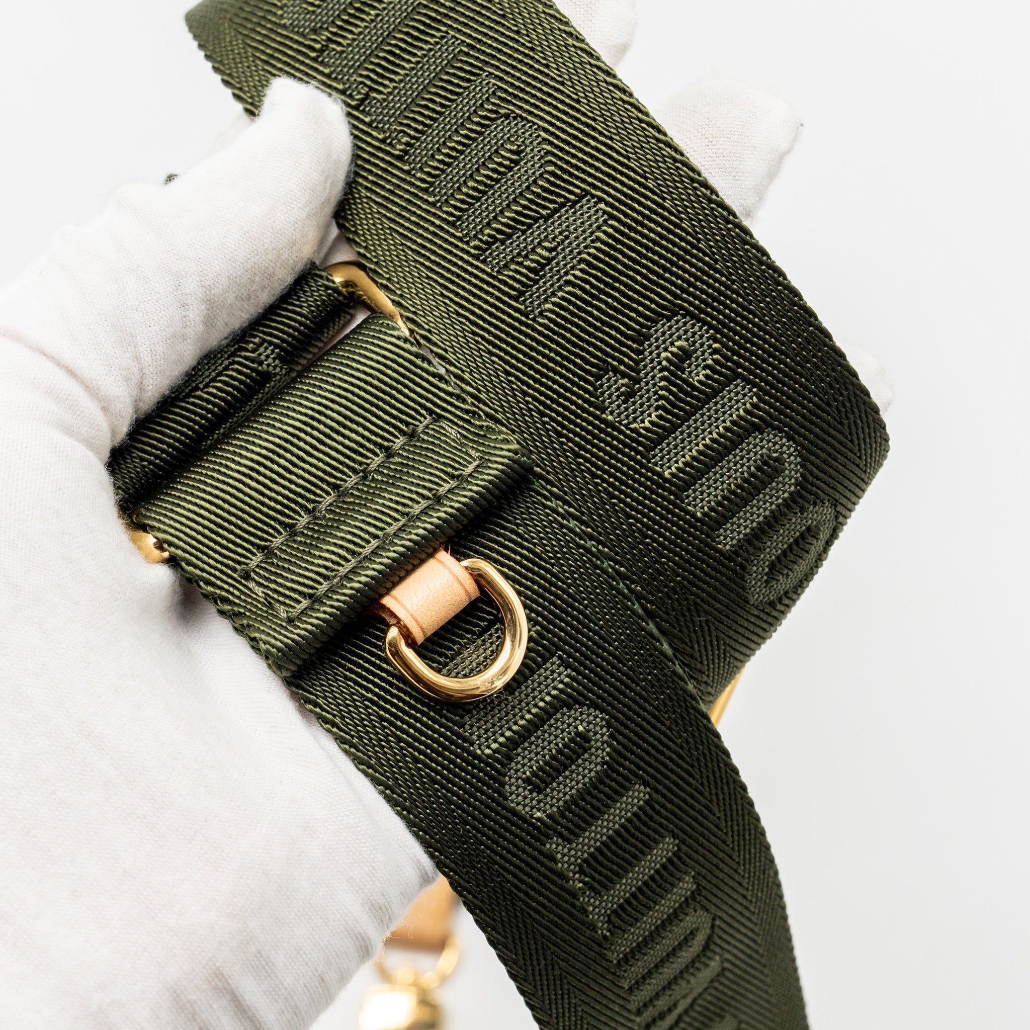 LOUIS VUITTON MULTI POCHETTE ACCESSORIES KHAKI STRAP MONOGRAM CANVAS GHW