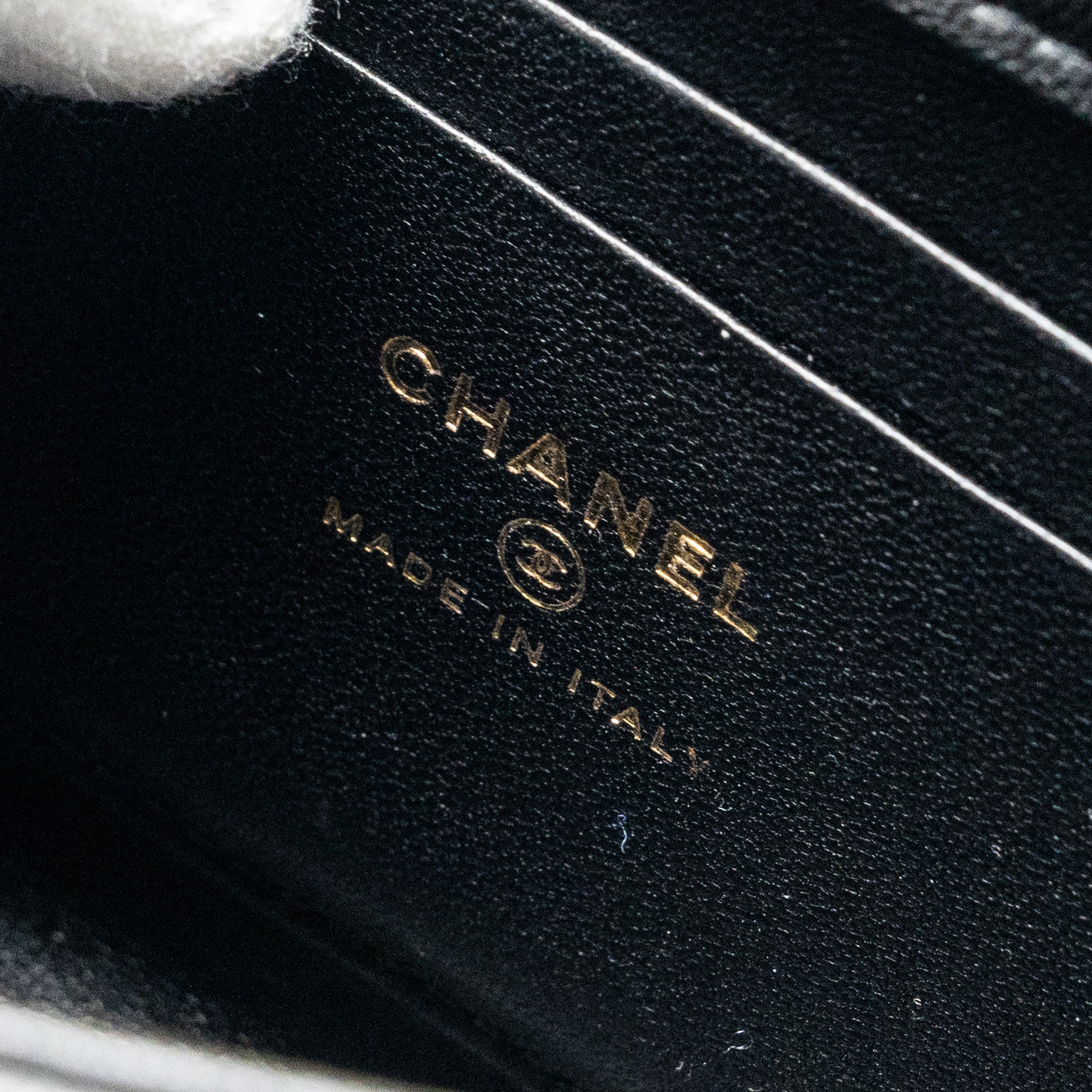 CHANEL 22B ENAMEL TOP HANDLE MINI FLAP BAG LAMBSKIN BLACK GHW (MICROCHIP)