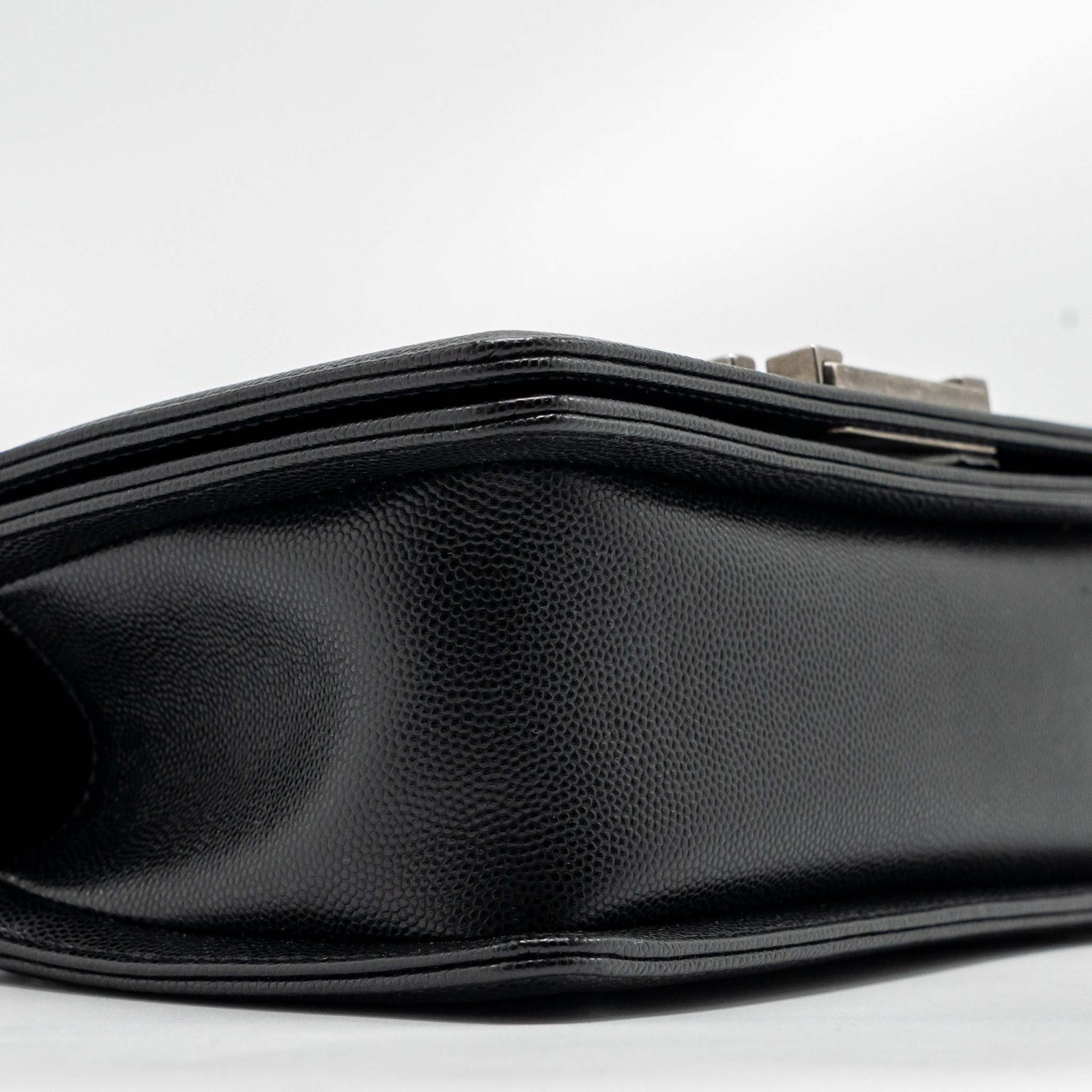 CHANEL SMALL BOY BAG CAVIAR BLACK SHW (MICROCHIP)