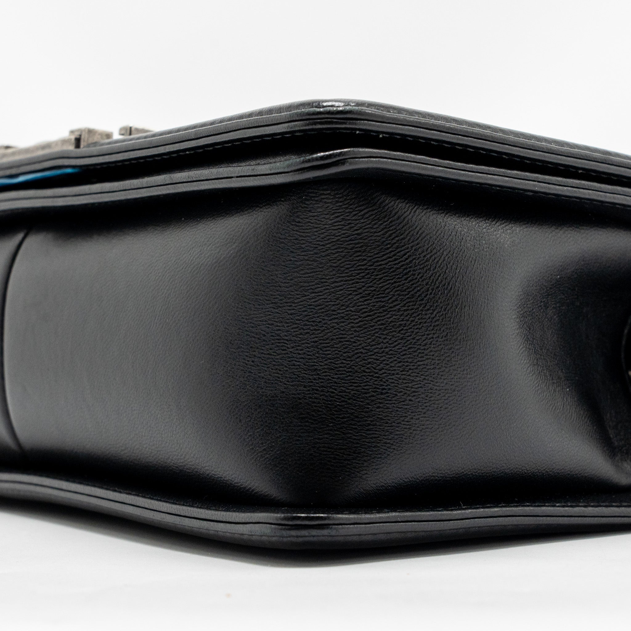 CHANEL MEDIUM BOY BAG LAMBSKIN BLACK RUTHENIUM HARDWARE