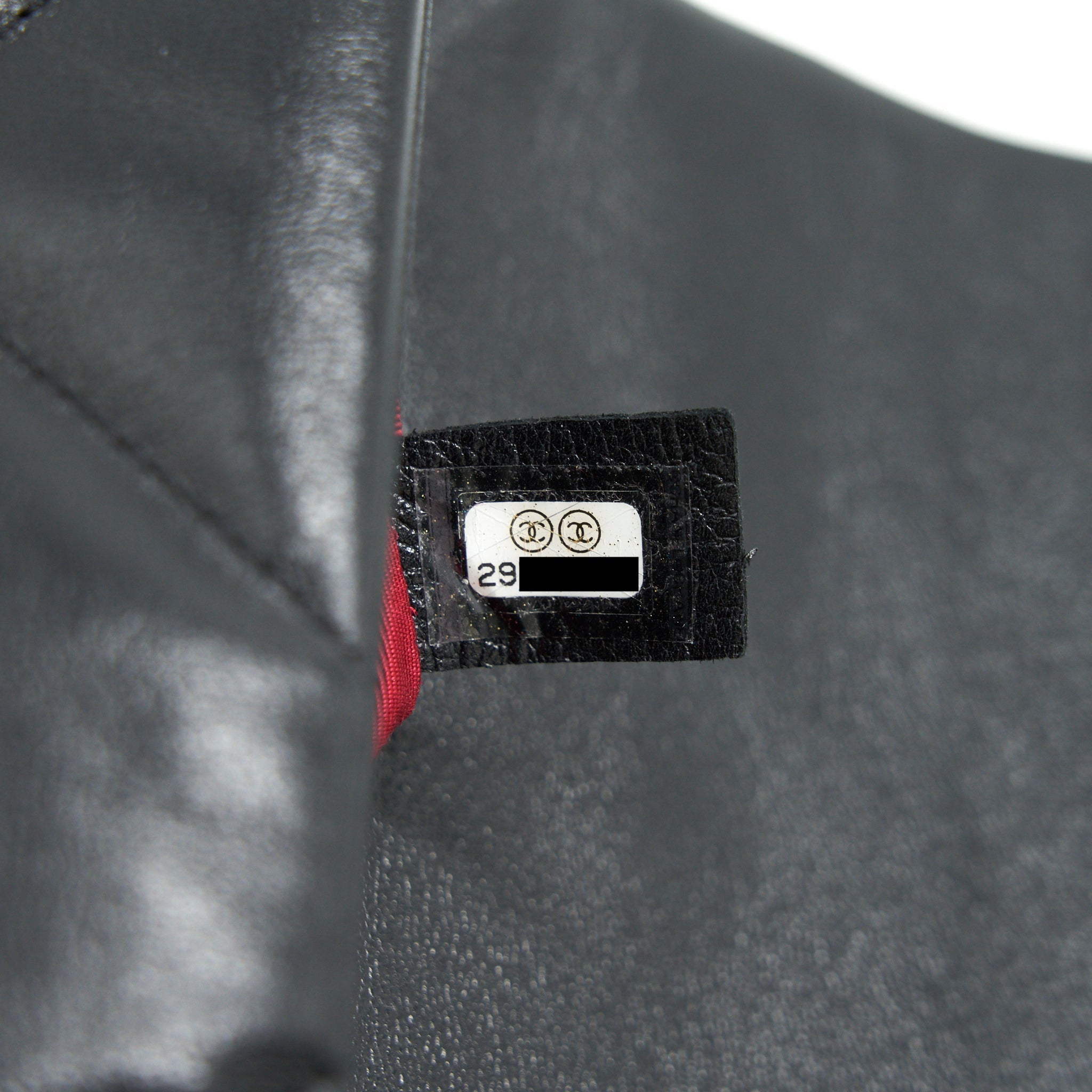 CHANEL 19 SMALL IN BLACK GOATSKIN LEATHER