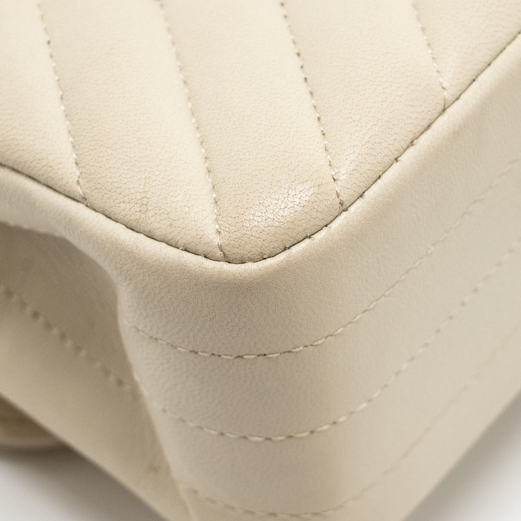 CHANEL SMALL CLASSIC DOUBLE FLAP BAG CHEVRON LAMBSKIN CREAM SHW