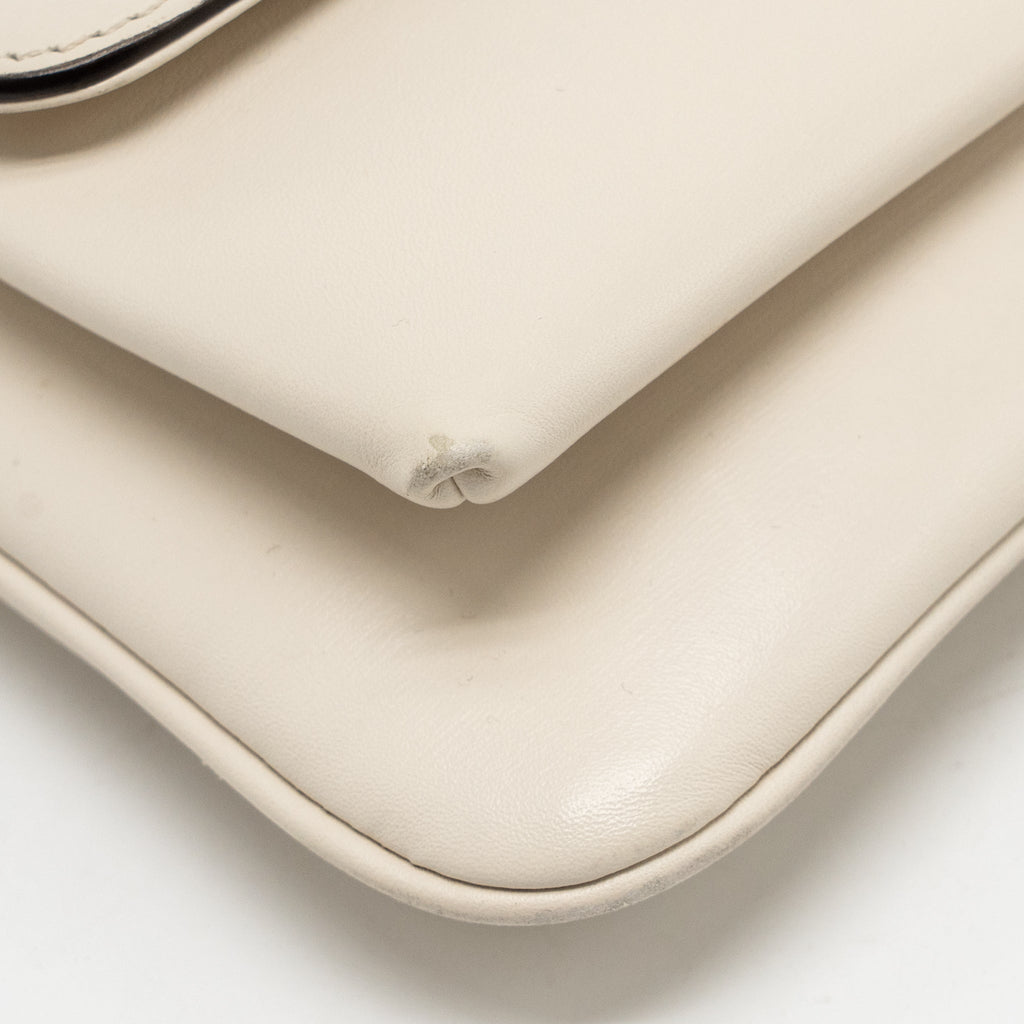 GUCCI SMALL ARLI FLAP BAG CALFSKIN WHITE GHW