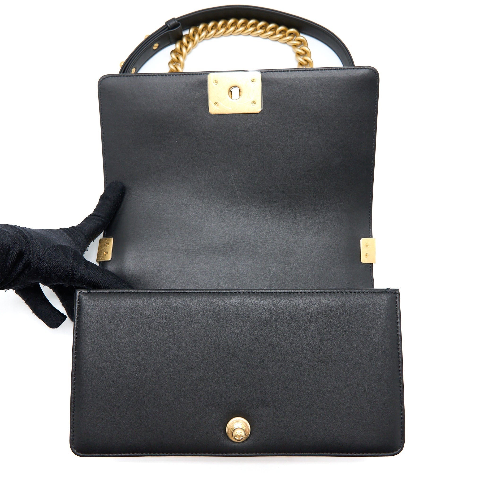 CHANEL MEDIUM BOY BAG CALFSKIN BLACK GHW (MICROCHIP)