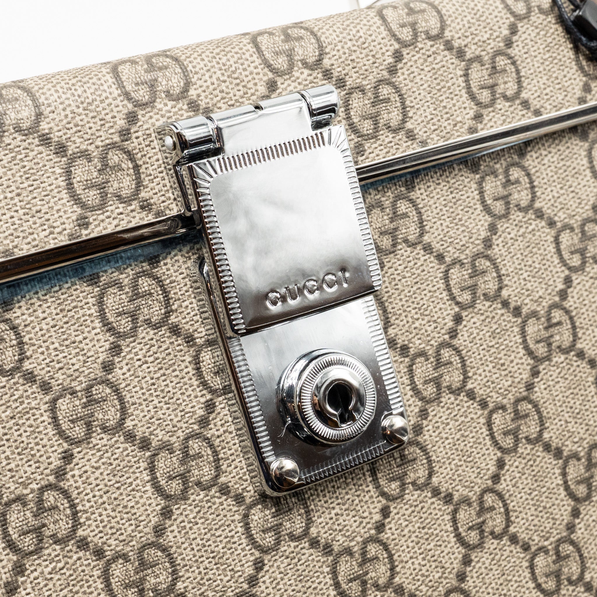 GUCCI GLOBE TROTTER GG BEAUTY CASE CANVAS BROWN SHW
