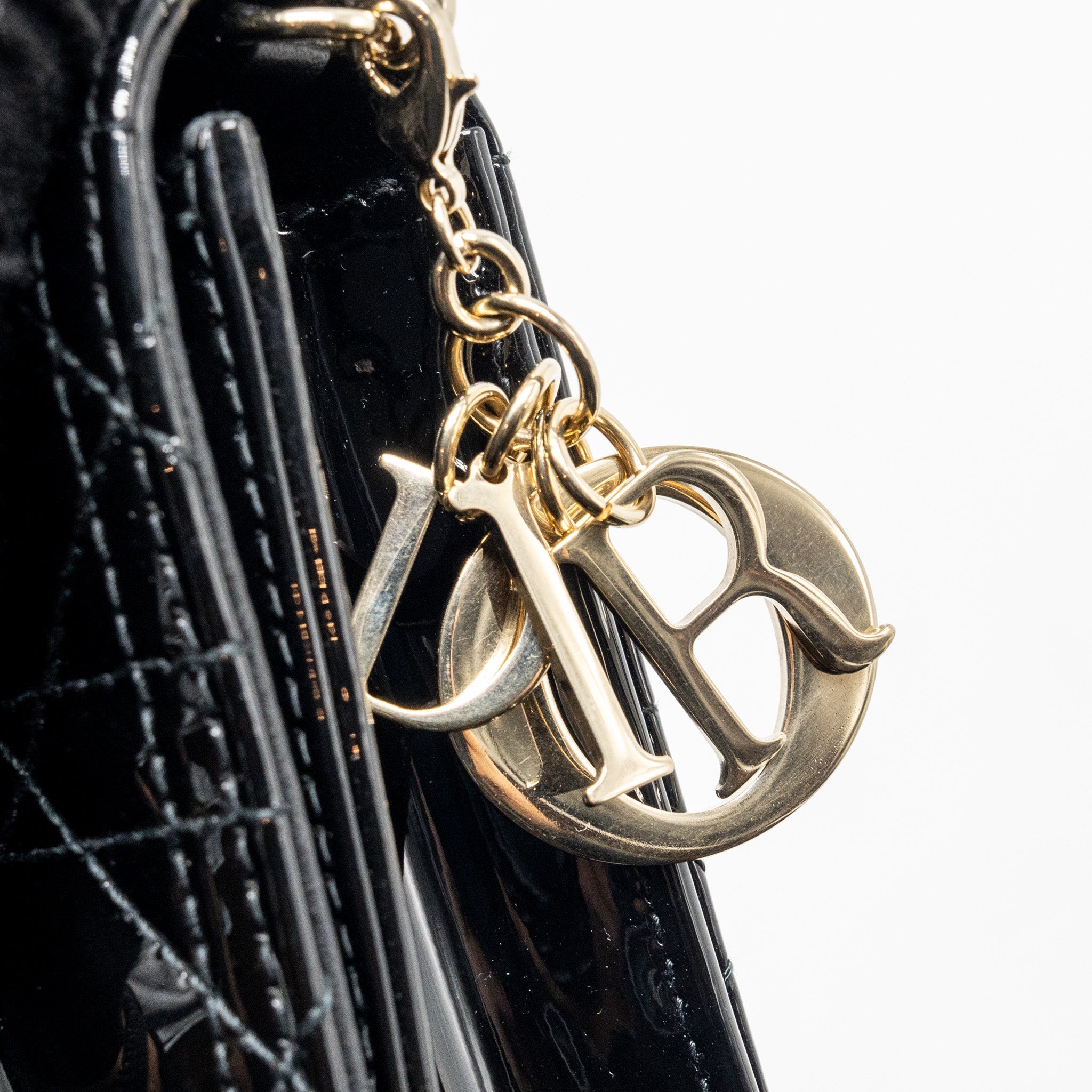DIOR LADY DIOR POUCH WALLET ON CHAIN PATENT BLACK LGHW