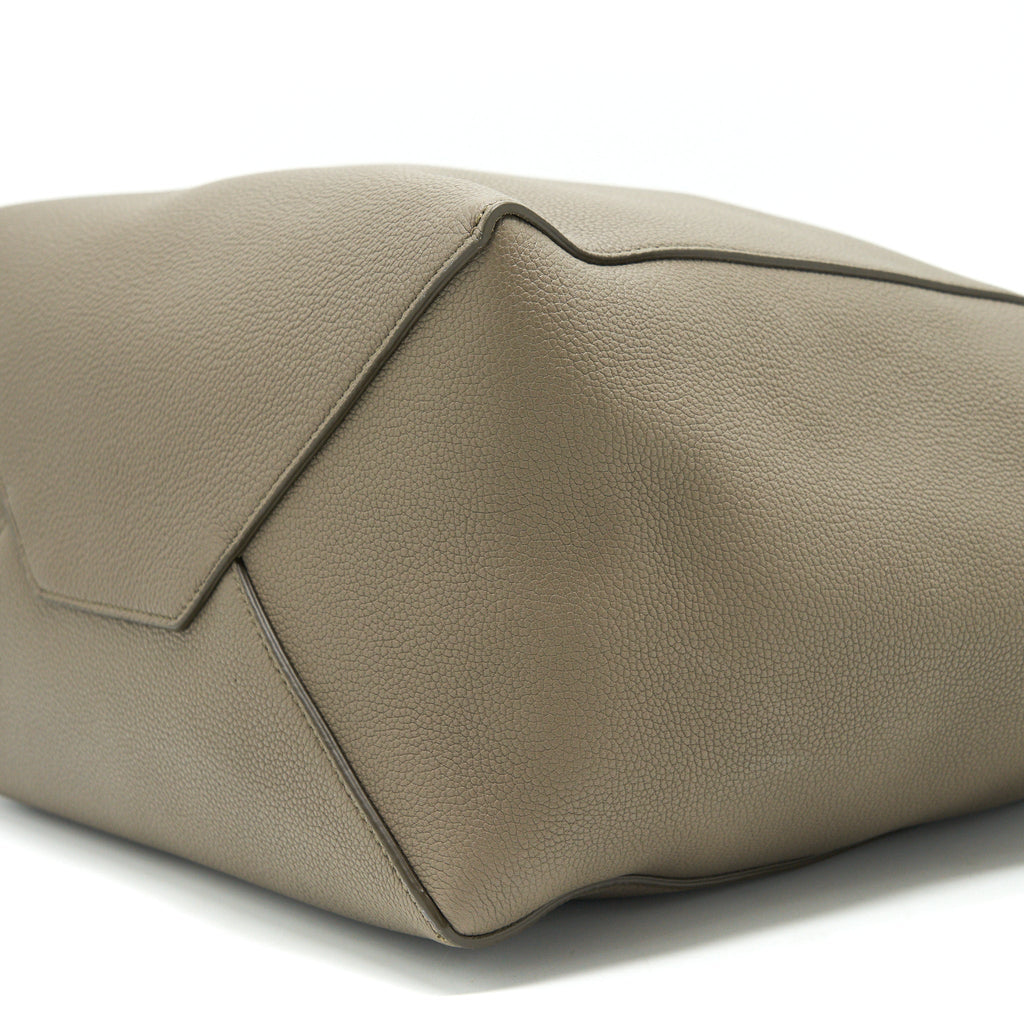 SMALL CABAS PHANTOM IN SOFT GRAINED CALFSKIN GREY