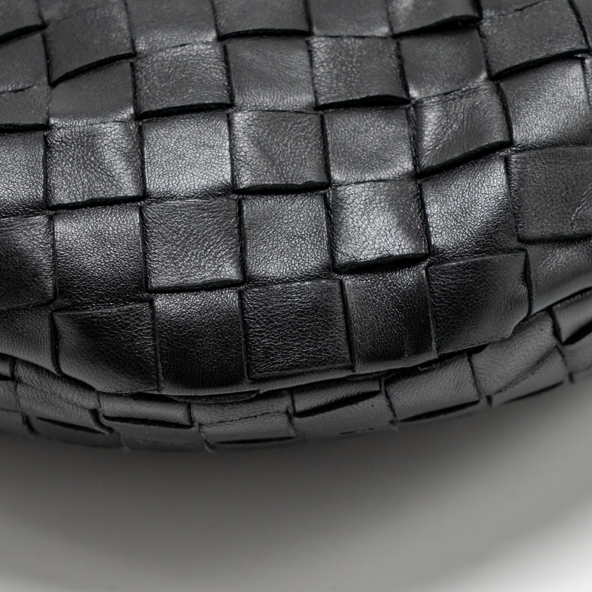 BOTTEGA VENETA SMALL JODIE LAMBSKIN BLACK SHW