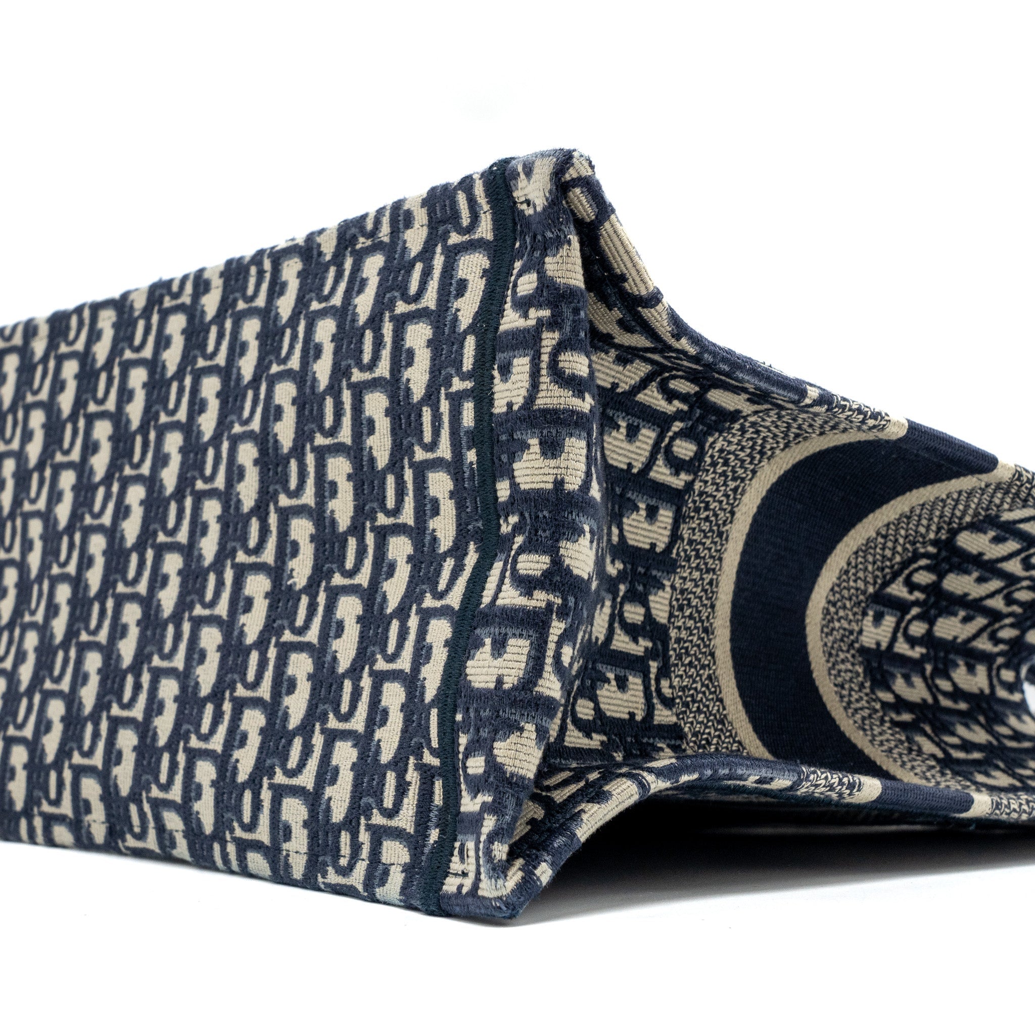 DIOR MEDIUM BOOK TOTE BLUE DIOR OBLIQUE EMBROIDERY
