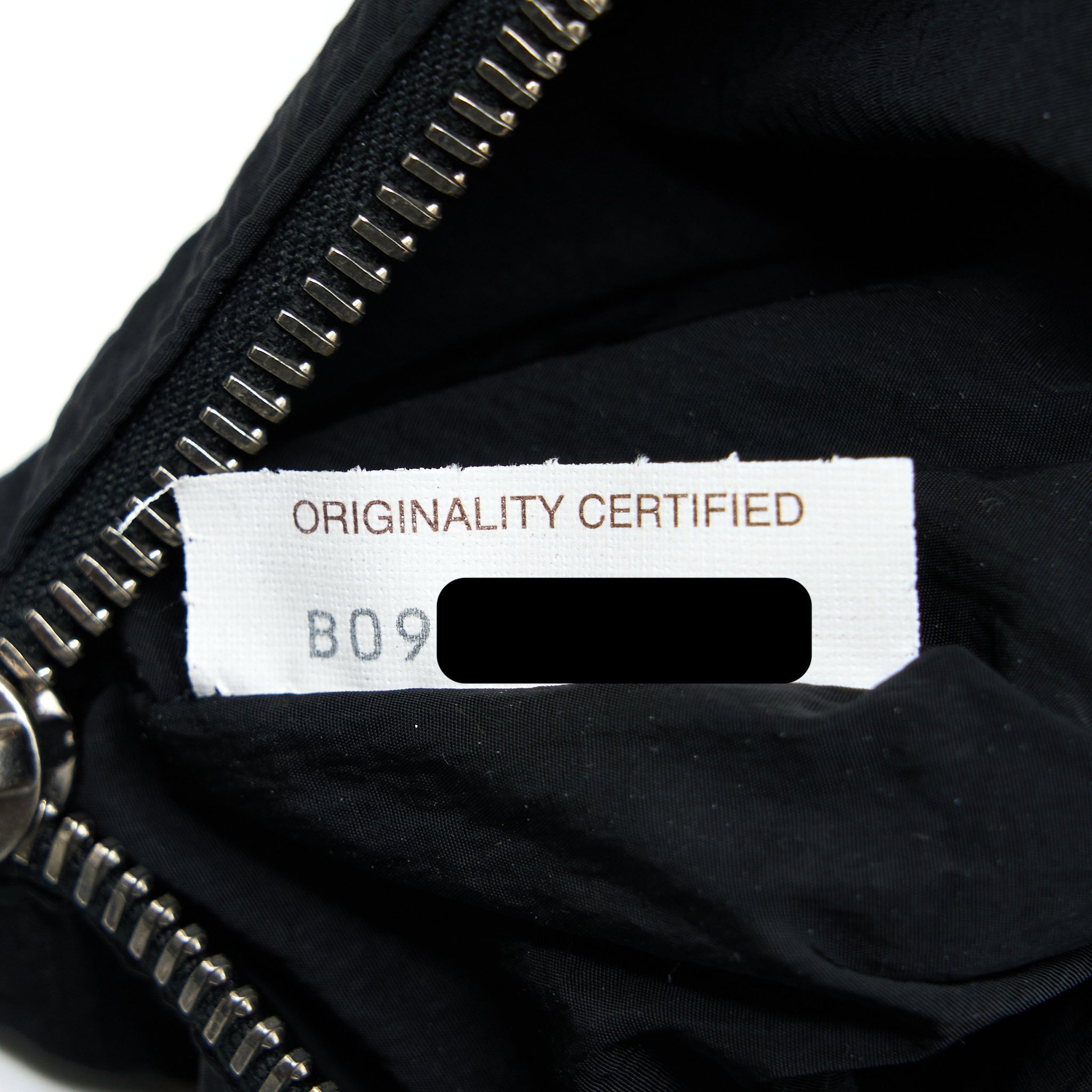 BOTTEGA VENETA CASSETTE BAG AGED CALFSKIN BLACK SHW