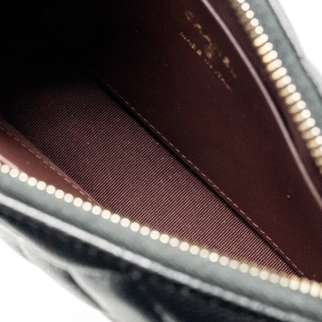 CHANEL 25A ZIP CLUTCH WITH CHAIN CAVIAR BLACK LGHW (MICROCHIP)