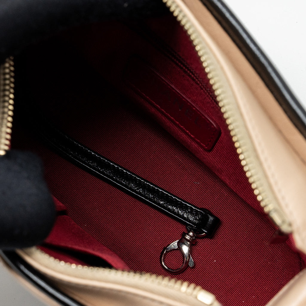 CHANEL SMALL GABRIELLE HOBO BAG CALFSKIN BEIGE / BLACK  MULTICOLOR HARDWARE
