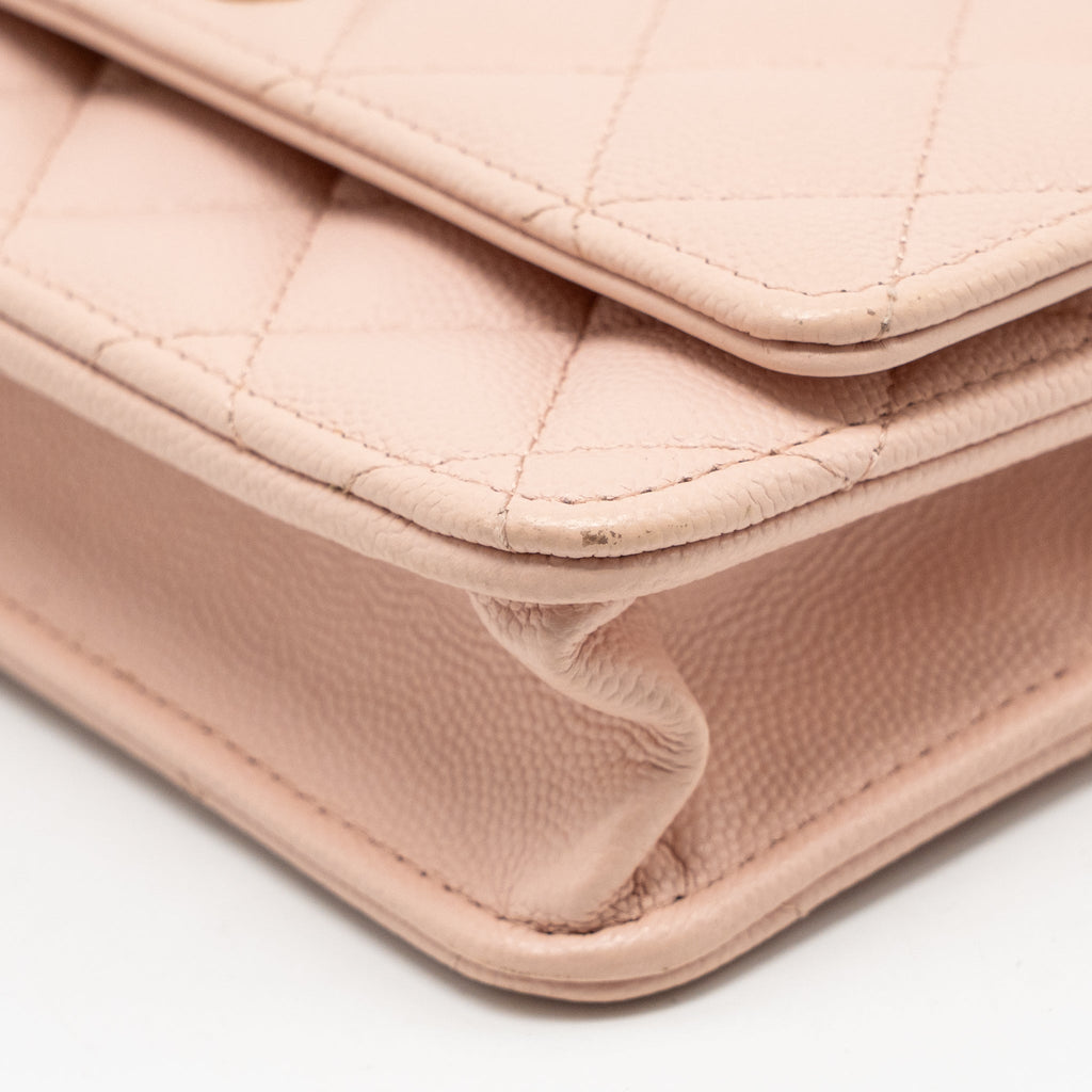 CHANEL CAMELLIA TURNLOCK WALLET ON CHAIN CAVIAR LIGHT PINK GHW (MICROCHIP)