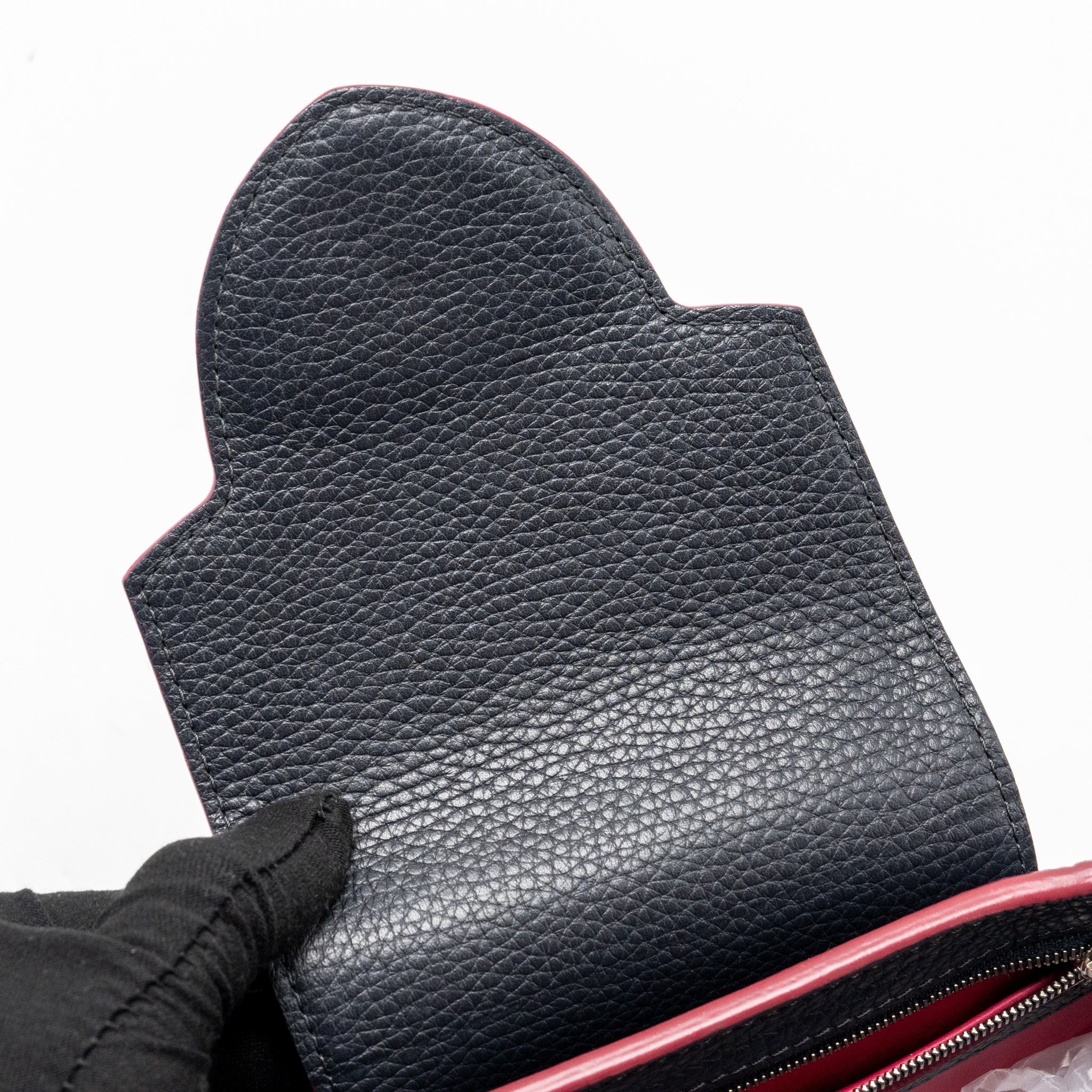 LOUIS VUITTON CAPUCINES BB TAURILLON NAVY SHW