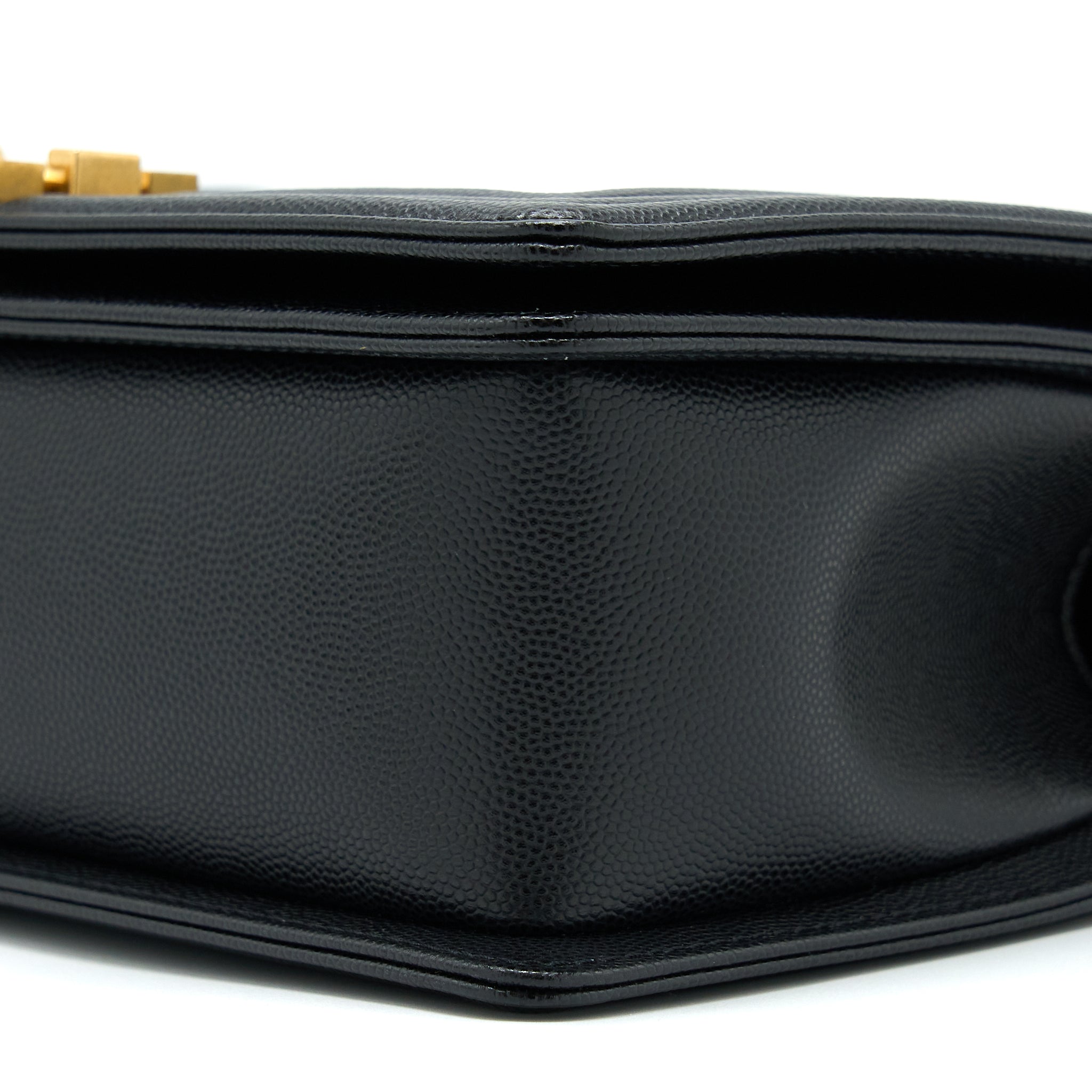 CHANEL MEDIUM BOY CAVIAR BLACK BRUSHED GOLD HARDWARE(MICROCHIP)