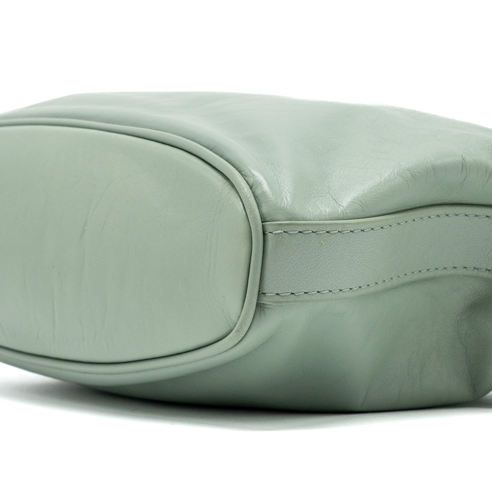BOTTEGA VENETA KNOT SHOULDER BAG CALFSKIN LIGHT GREEN GHW