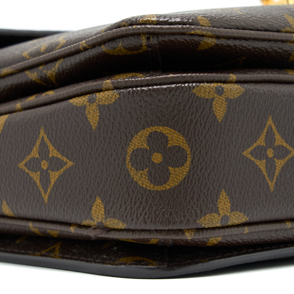 LOUIS VUITTON POCHETTE MÉTIS MONOGRAM CANVAS GHW