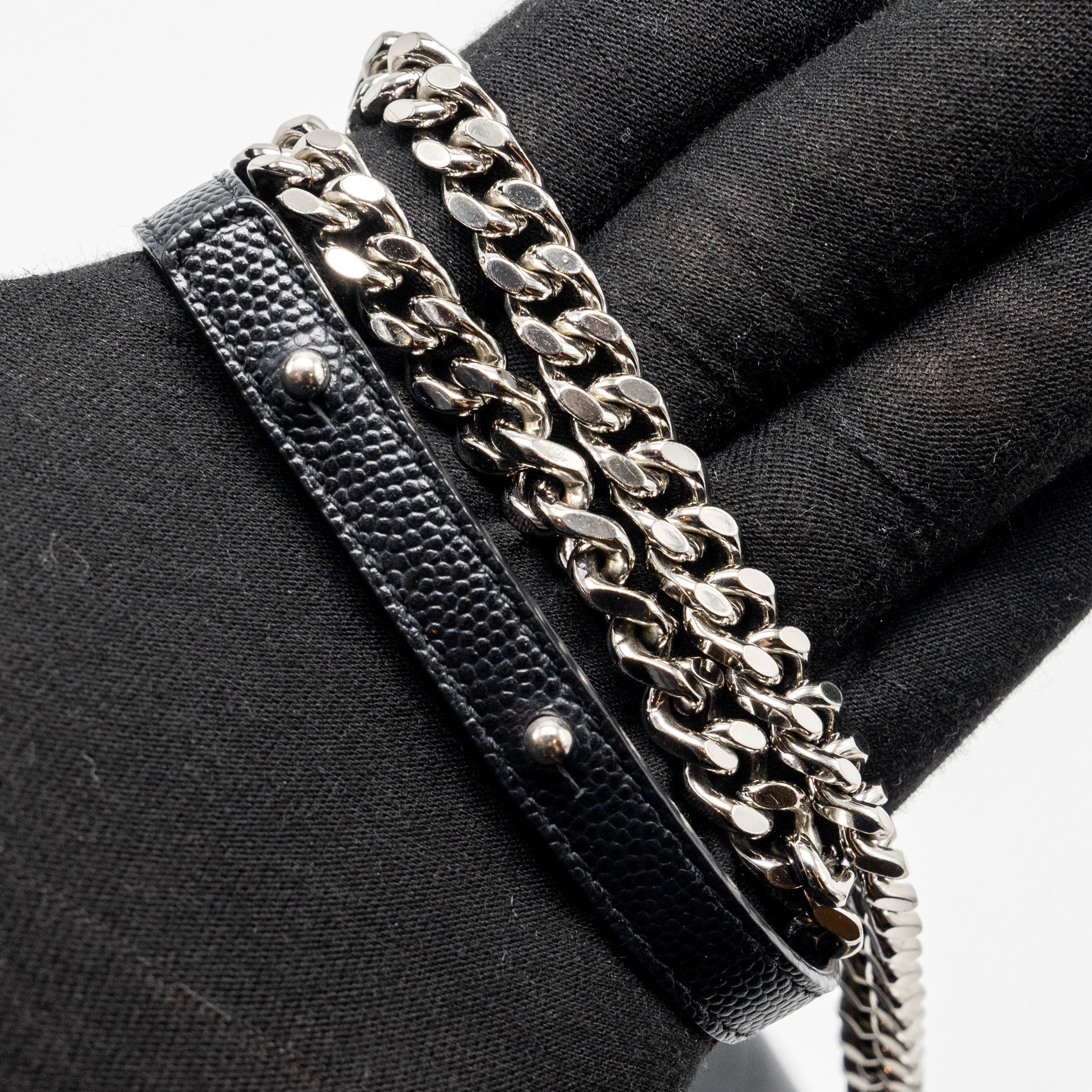 SAINT LAURENT ENVELOP CHAIN BAG GRAINED CALFSKIN BLACK SHW