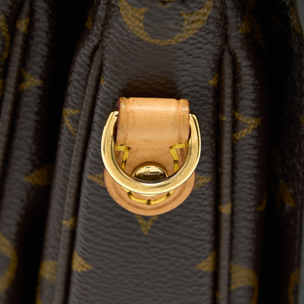 LOUIS VUITTON POCHETTE MÉTIS MONOGRAM CANVAS GHW
