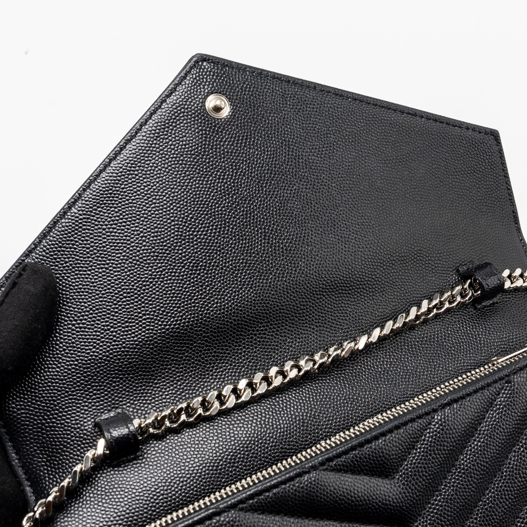 SAINT LAURENT ENVELOP CHAIN BAG GRAINED CALFSKIN BLACK SHW