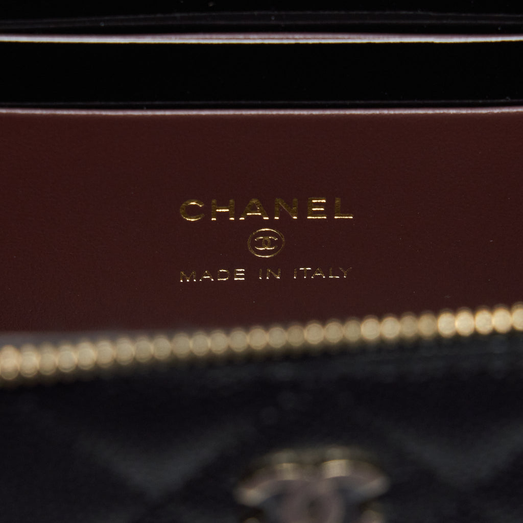 CHANEL 22S LONG VANITY WITH CHAIN CAVIAR BLACK LGHW