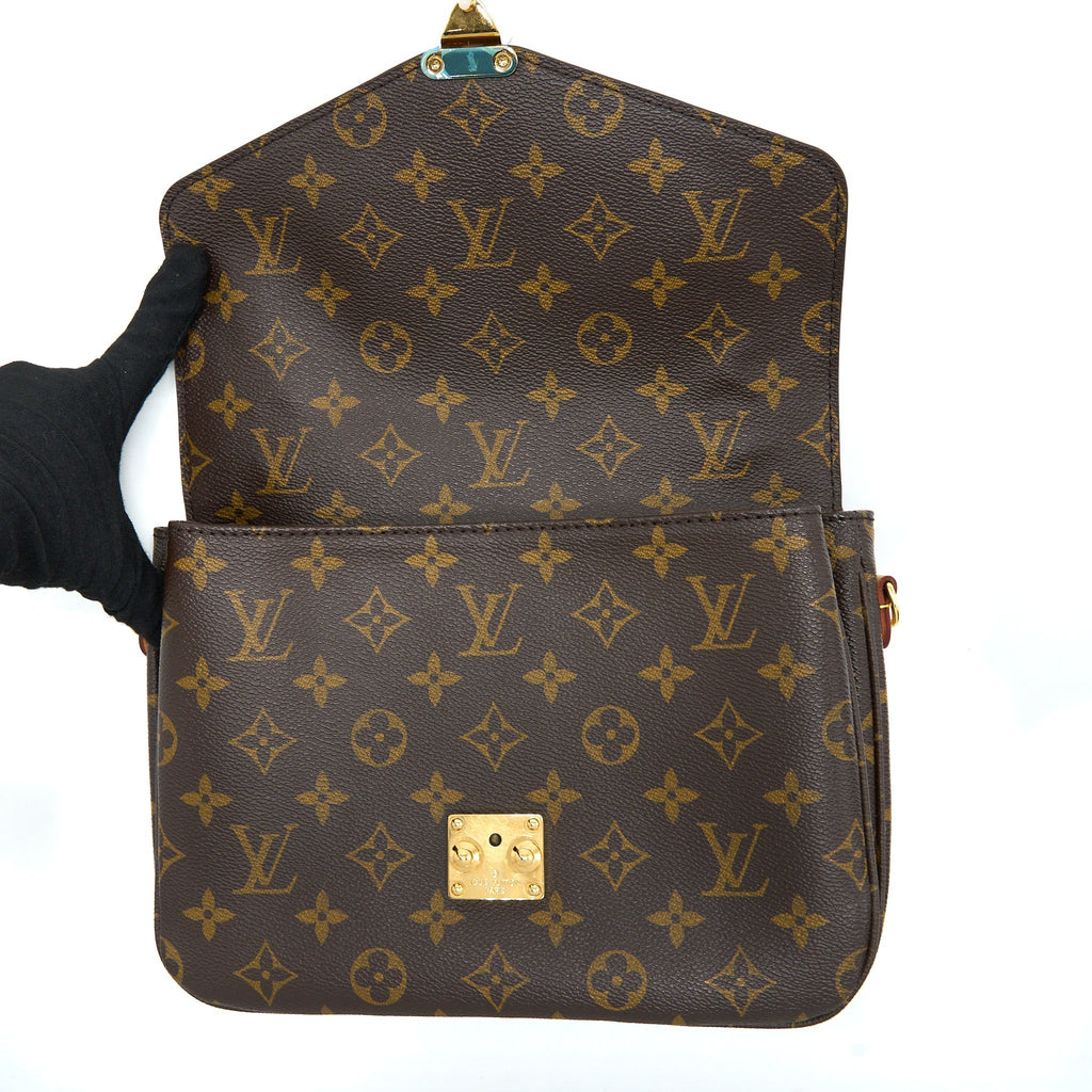 LOUIS VUITTON POCHETTE MÉTIS MONOGRAM CANVAS GHW