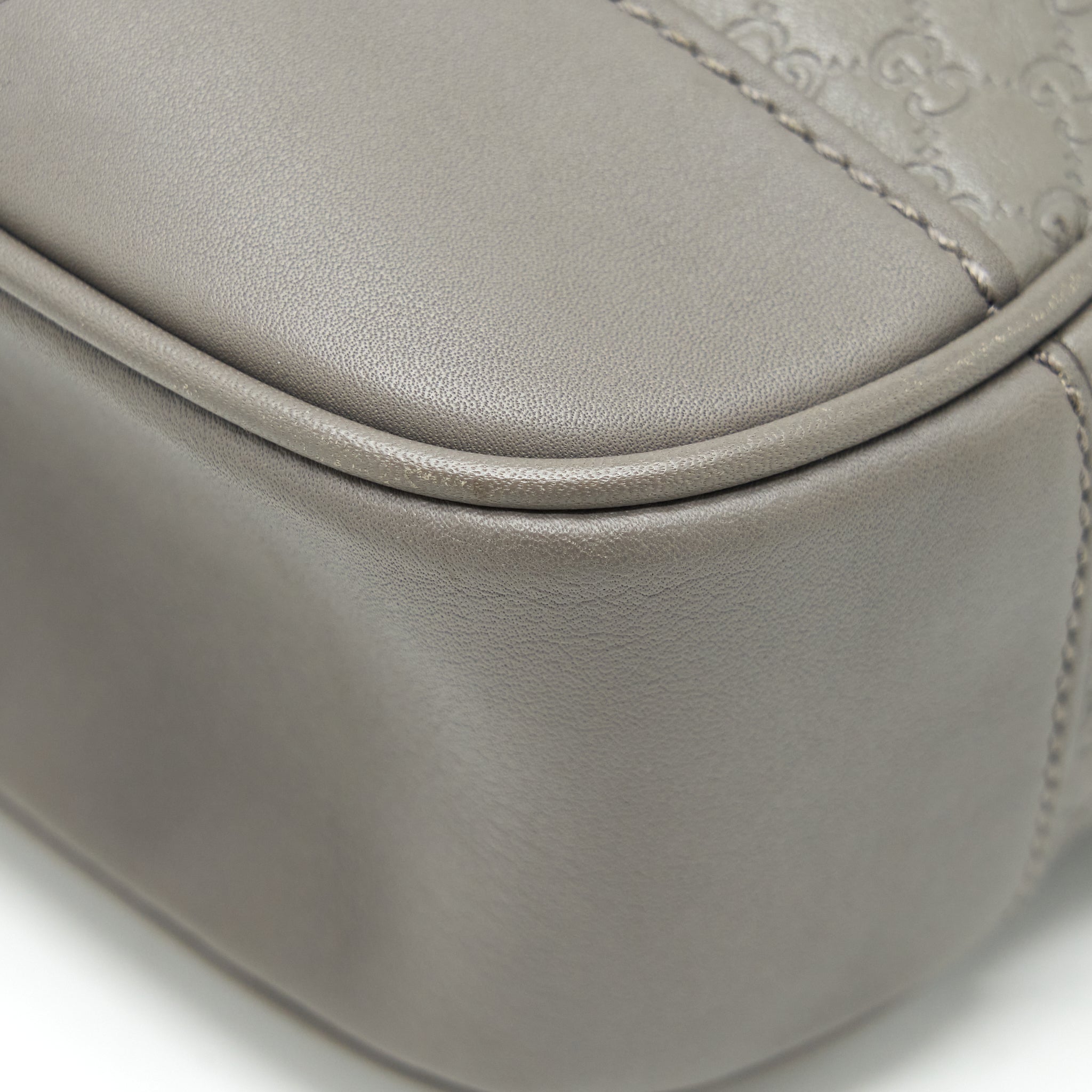 GUCCI GUCCISSIMA CROSSBODY BAG GREY LGHW