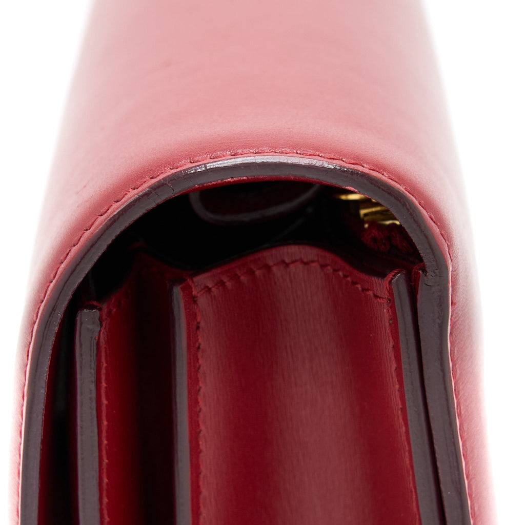 CELINE MEDIUM CLASSIC BOX CALFSKIN RED GHW