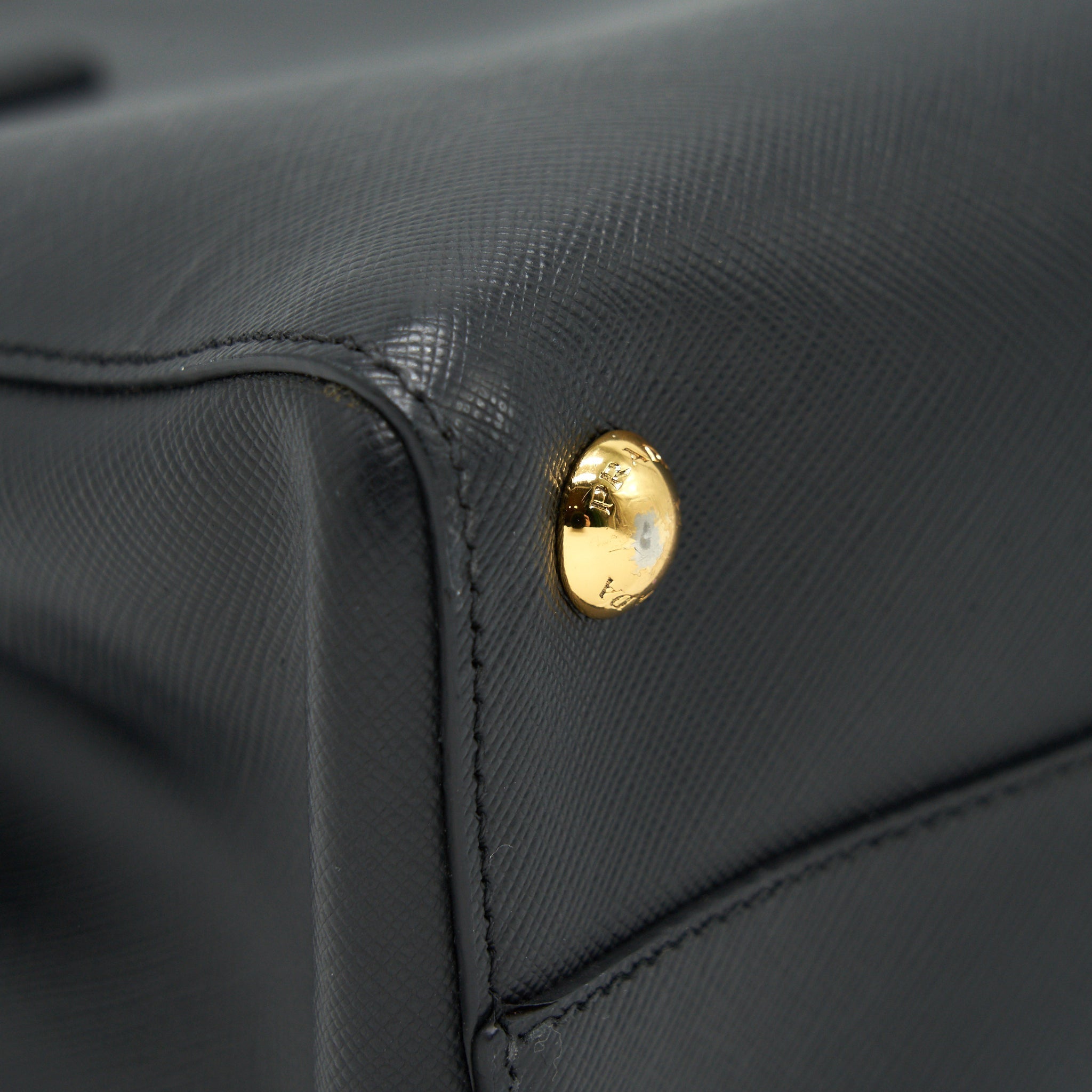 PRADA SAFFIANO LUX LEATHER TOTE BAG NERO