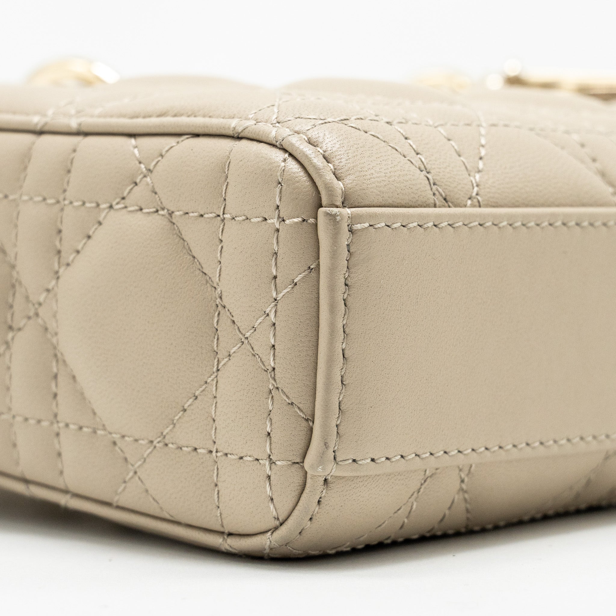 DIOR MEDIUM LADY D-JOY BAG LAMBSKIN BEIGE LGHW