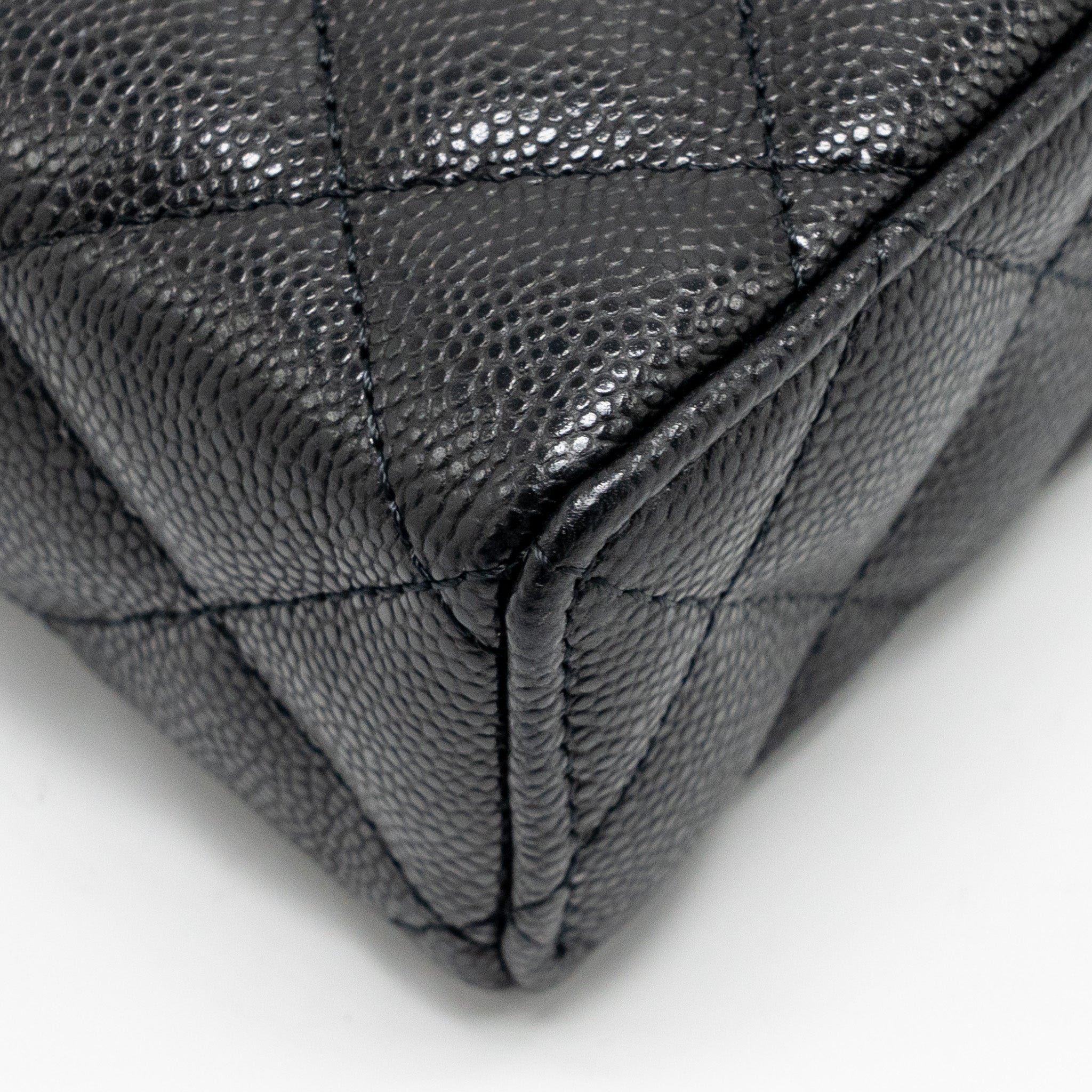 CHANEL 25P CC TOP HANDLE VANITY BAG CAVIAR BLACK LGHW (MICROCHIP)