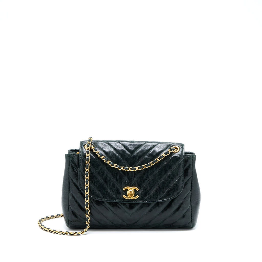 CHANEL CHEVRON HAMPTON FLAP BAG AGED CALFSKIN DARK GREEN GHW