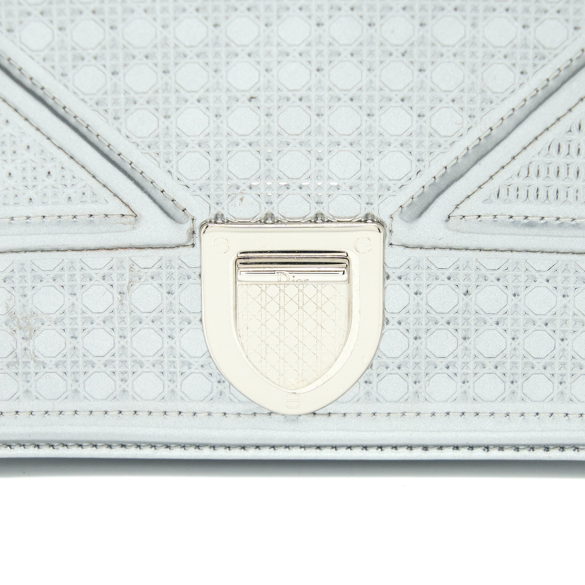 DIOR DIORAMA WALLET ON CHAIN PATENT METALLIC SILVER SHW