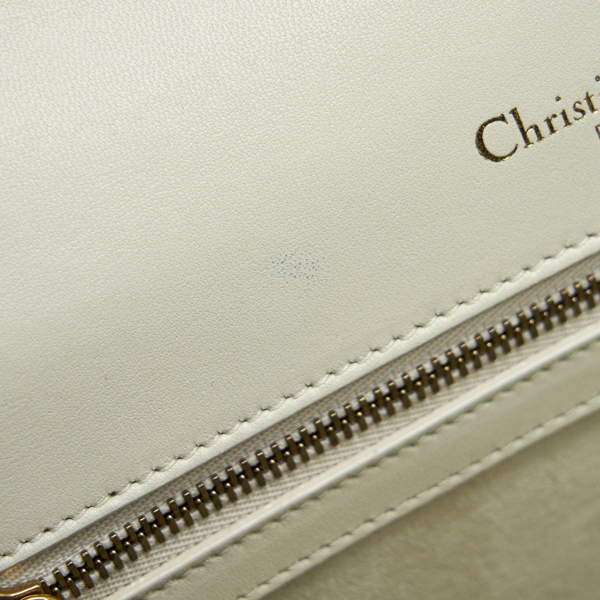 DIOR MEDIUM STUDDED DIORAMA WHITE GHW