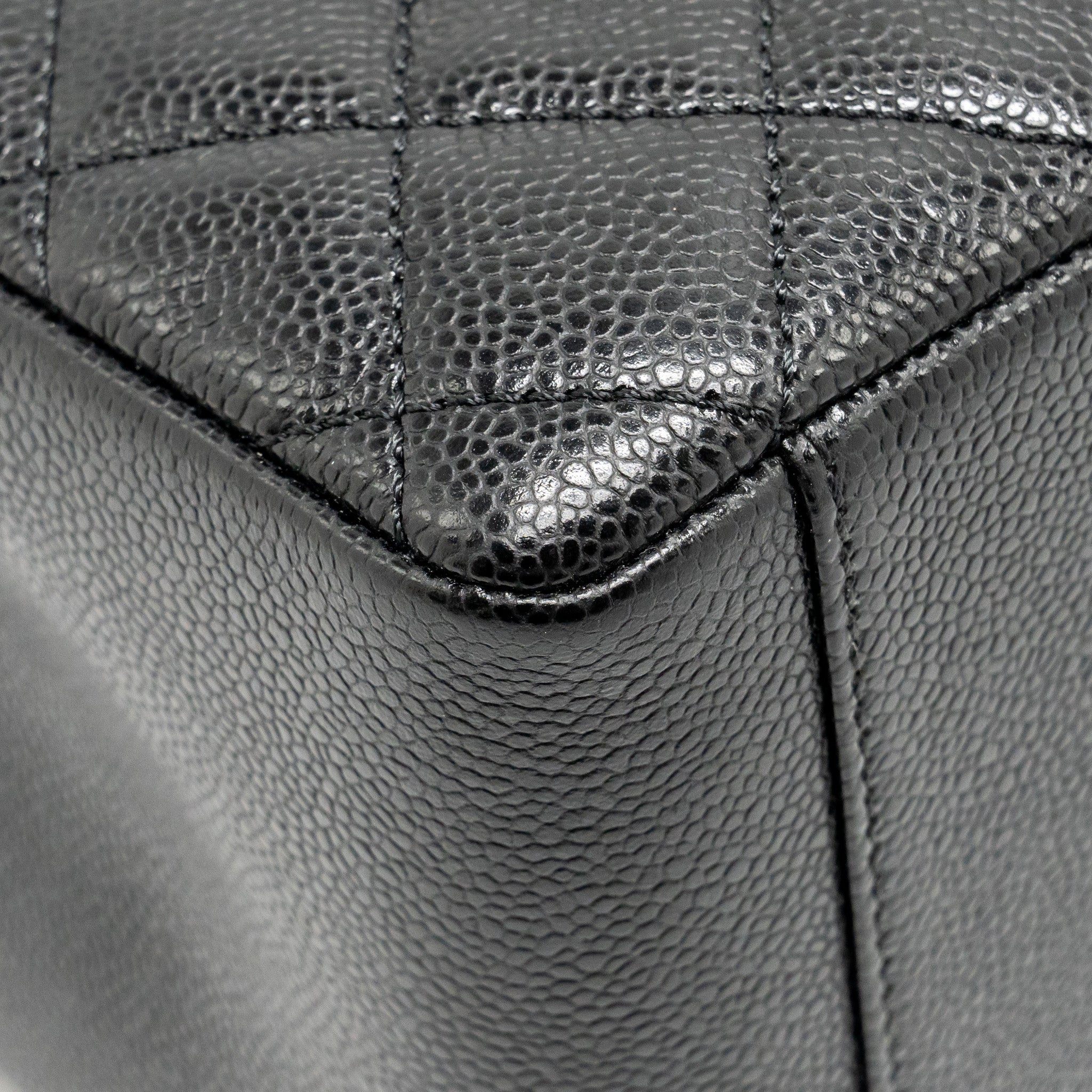 CHANEL GRAND SHOPPING TOTE / GST CAVIAR BLACK SHW