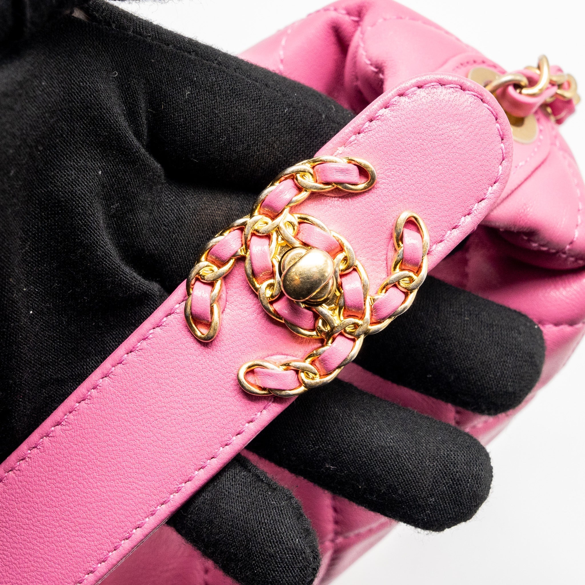 CHANEL 20S SMALL QUILTED HOBO BAG LAMBSKIN PINK GHW