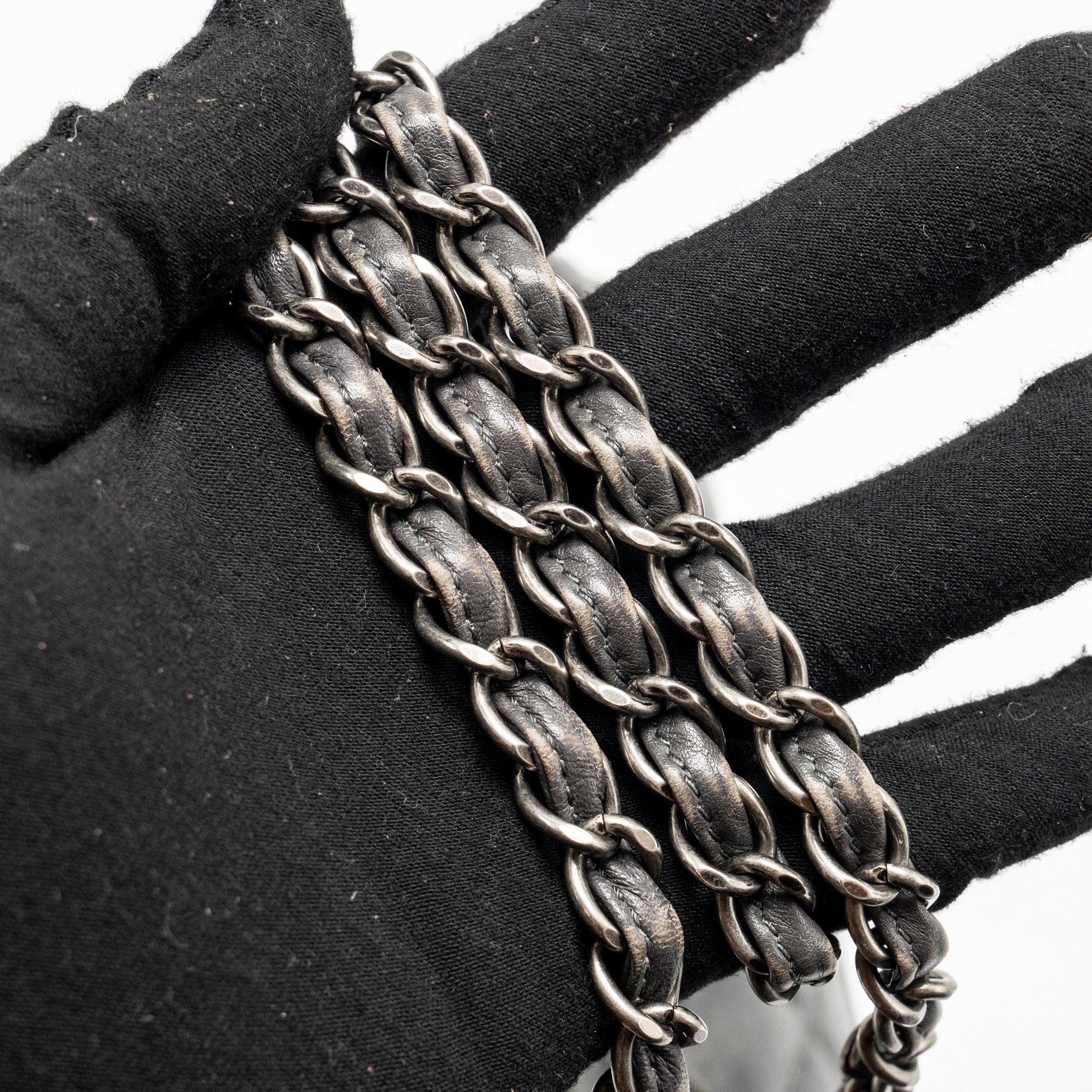 CHANEL DETAILED CHAIN SINGLE FLAP BAG CALFSKIN CHARCOAL GREY SHW