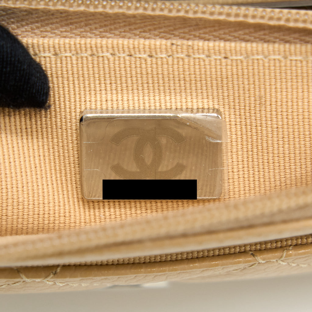 CHANEL CLASSIC WALLET ON CHAIN CAVIAR BEIGE SHW (MICROCHIP)