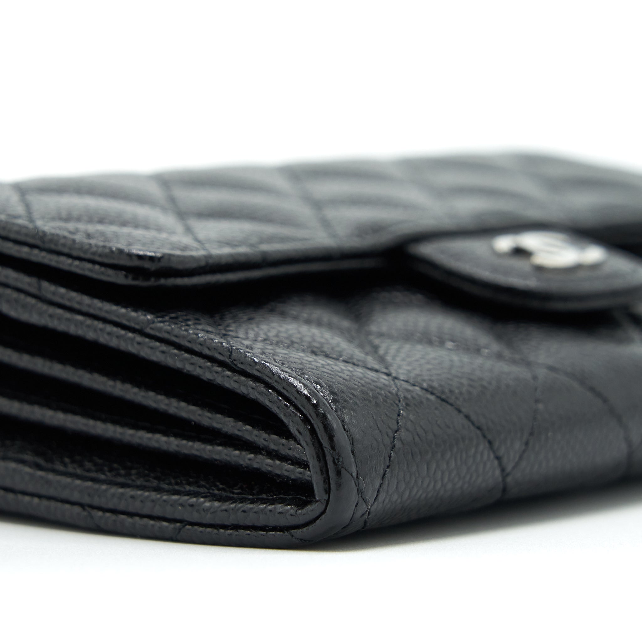 CHANEL FLAP WALLET CAVIAR BLACK SHW