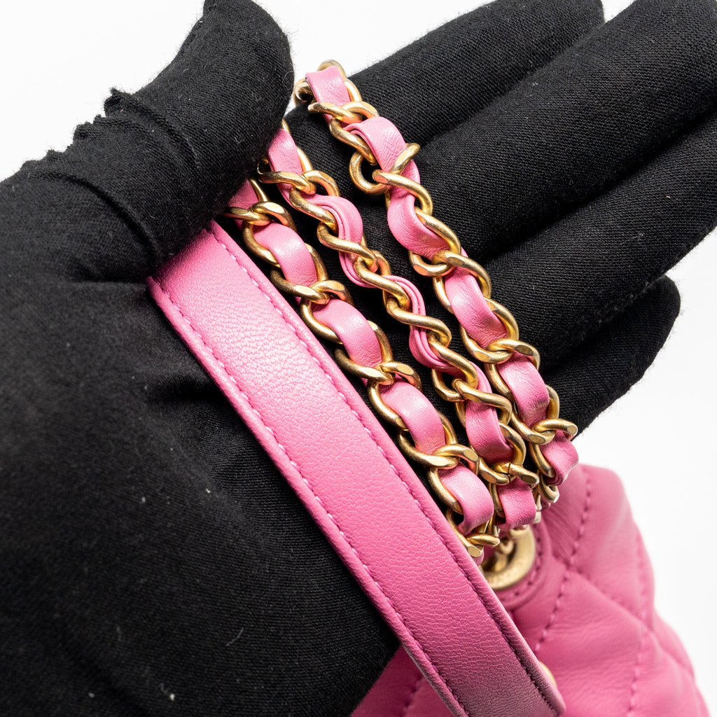 CHANEL 20S SMALL QUILTED HOBO BAG LAMBSKIN PINK GHW