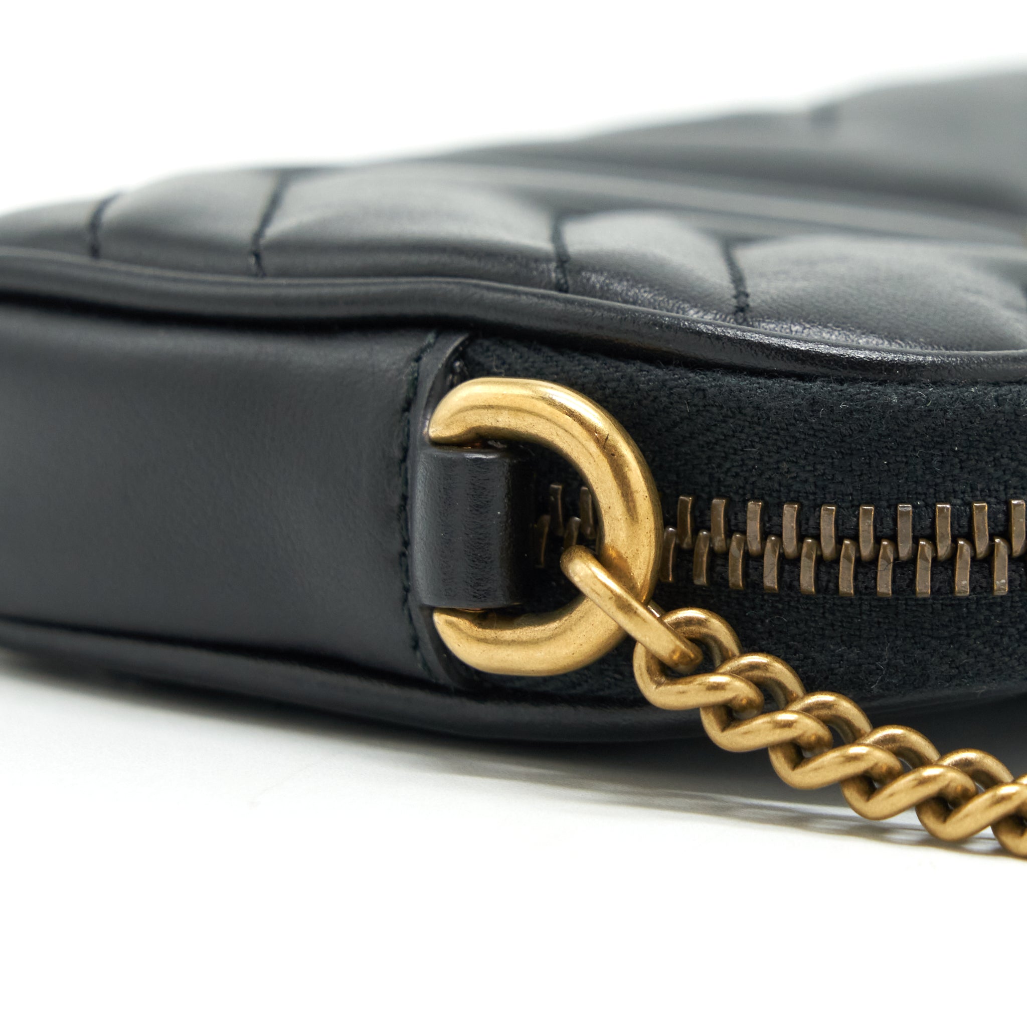 GUCCI GG MARMONT SMALL POUCH WITH CHAINS BLACK GHW