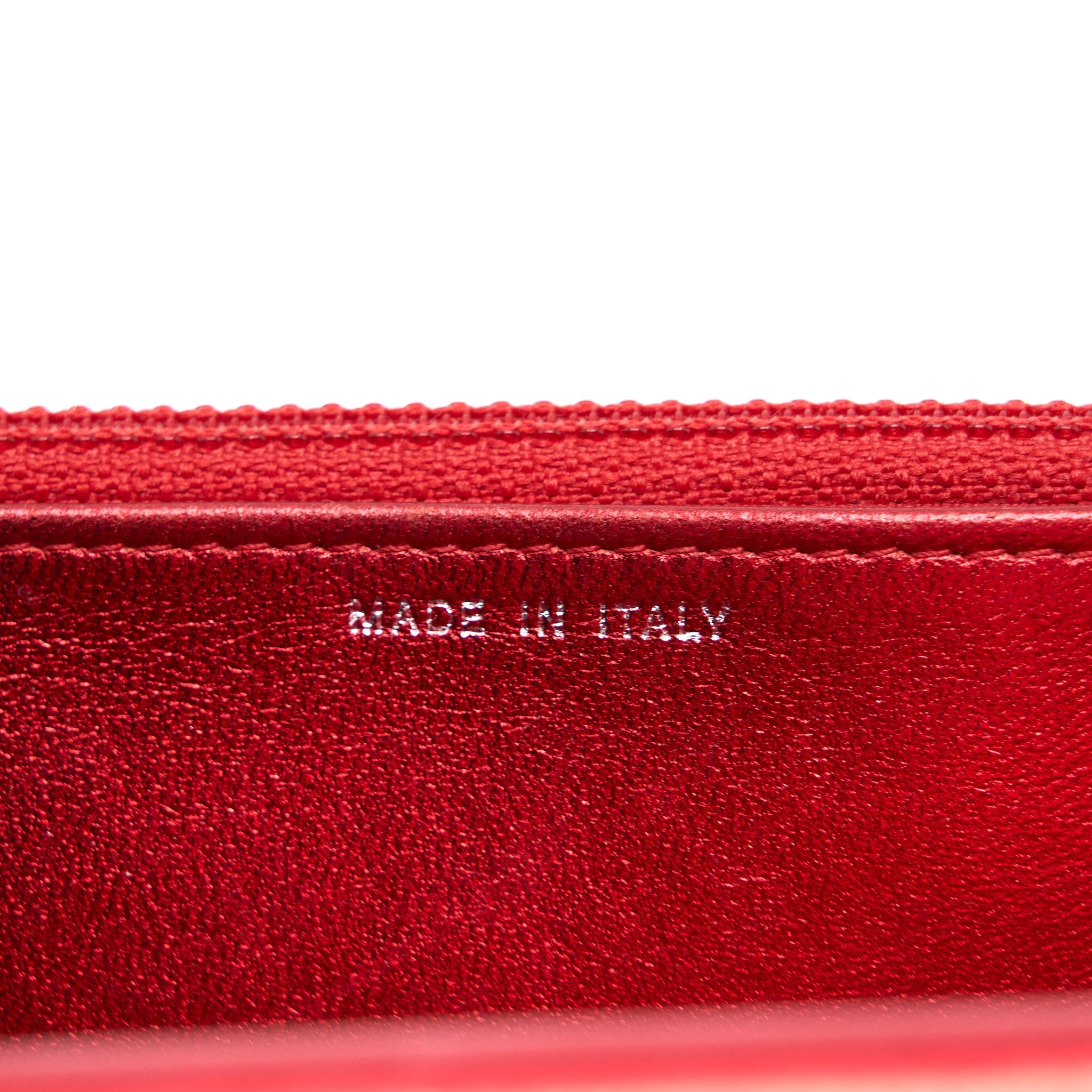 CHANEL BOY WALLET ON CHAIN PATENT METALLIC RED SHW