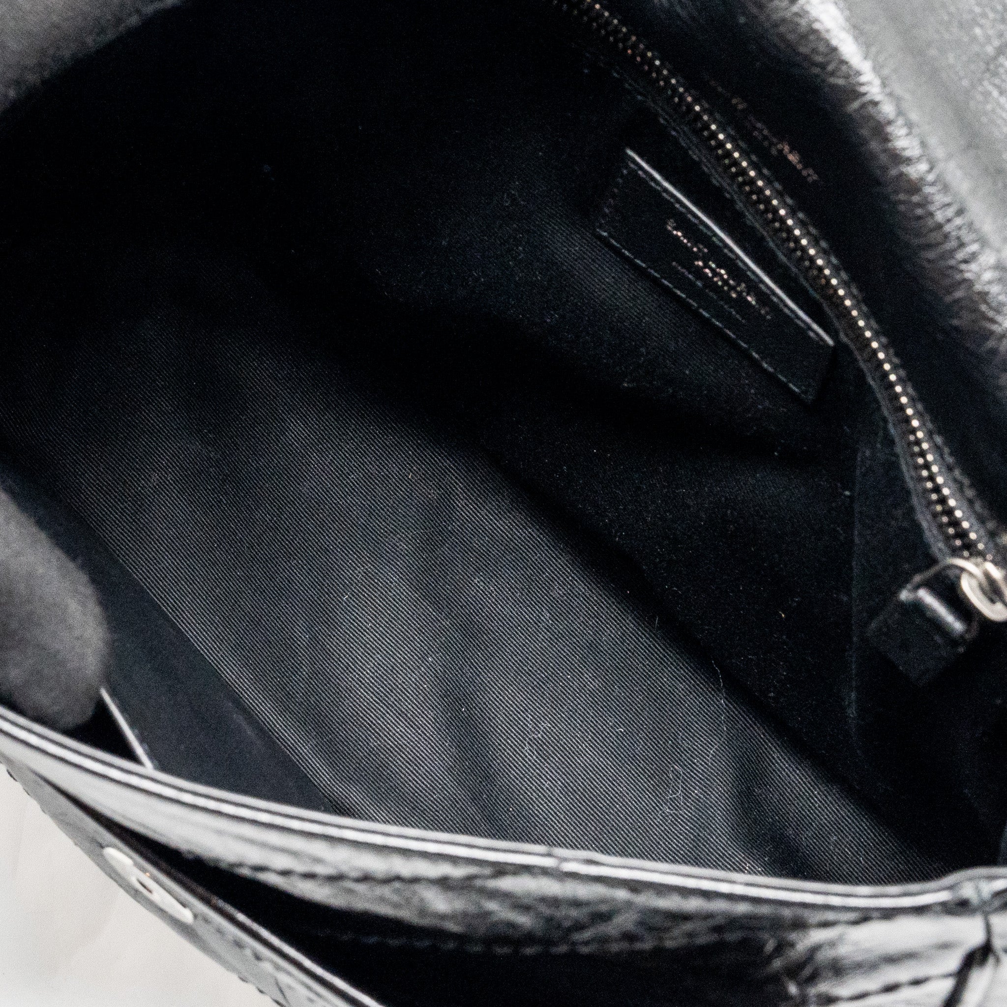 SAINT LAURENT/YSL MEDIUM NIKI CALFSKIN BLACK SHW
