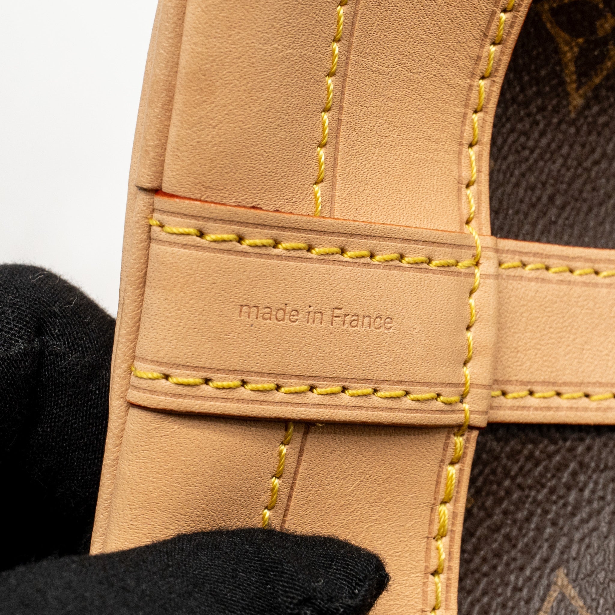 LOUIS VUITTON NOE BAG MONOGRAM CANVAS GHW