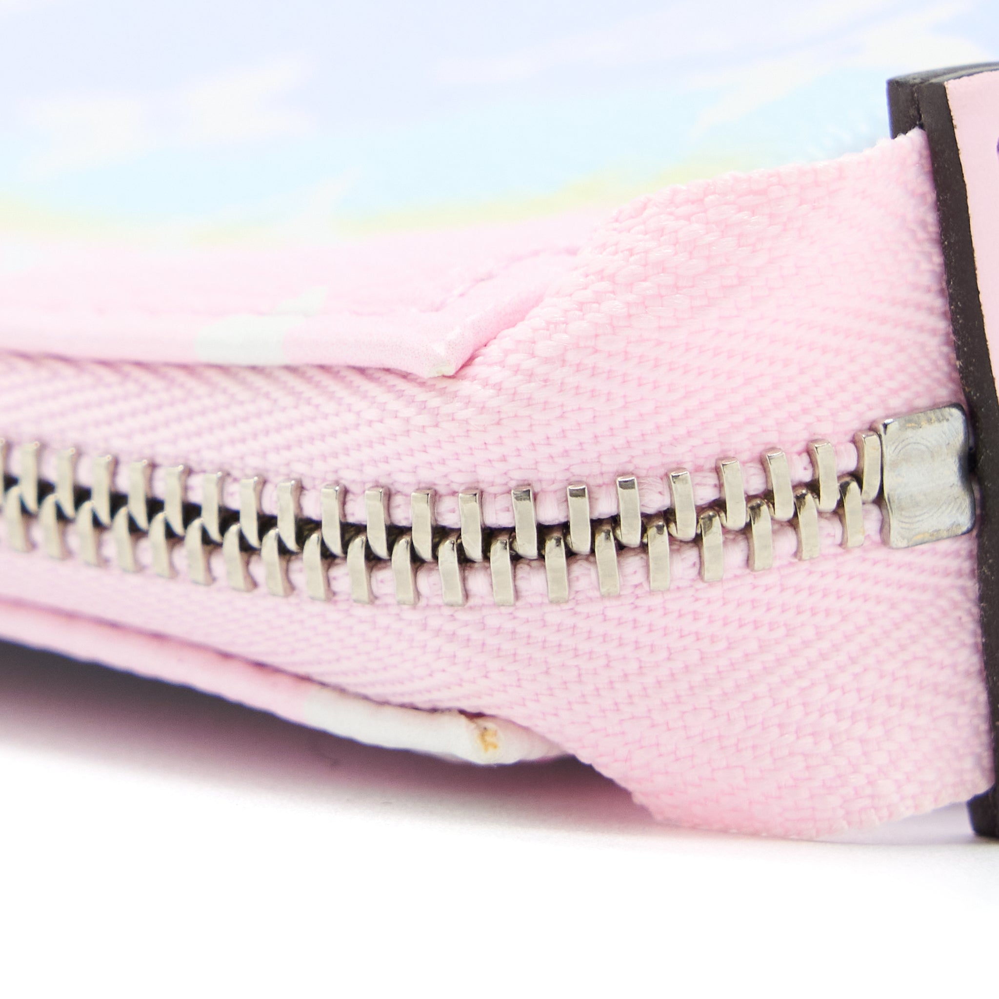 LOUIS VUITTON ESCALE MINI POCHETTE ACCESSORIES MULTICOLOUR SHW