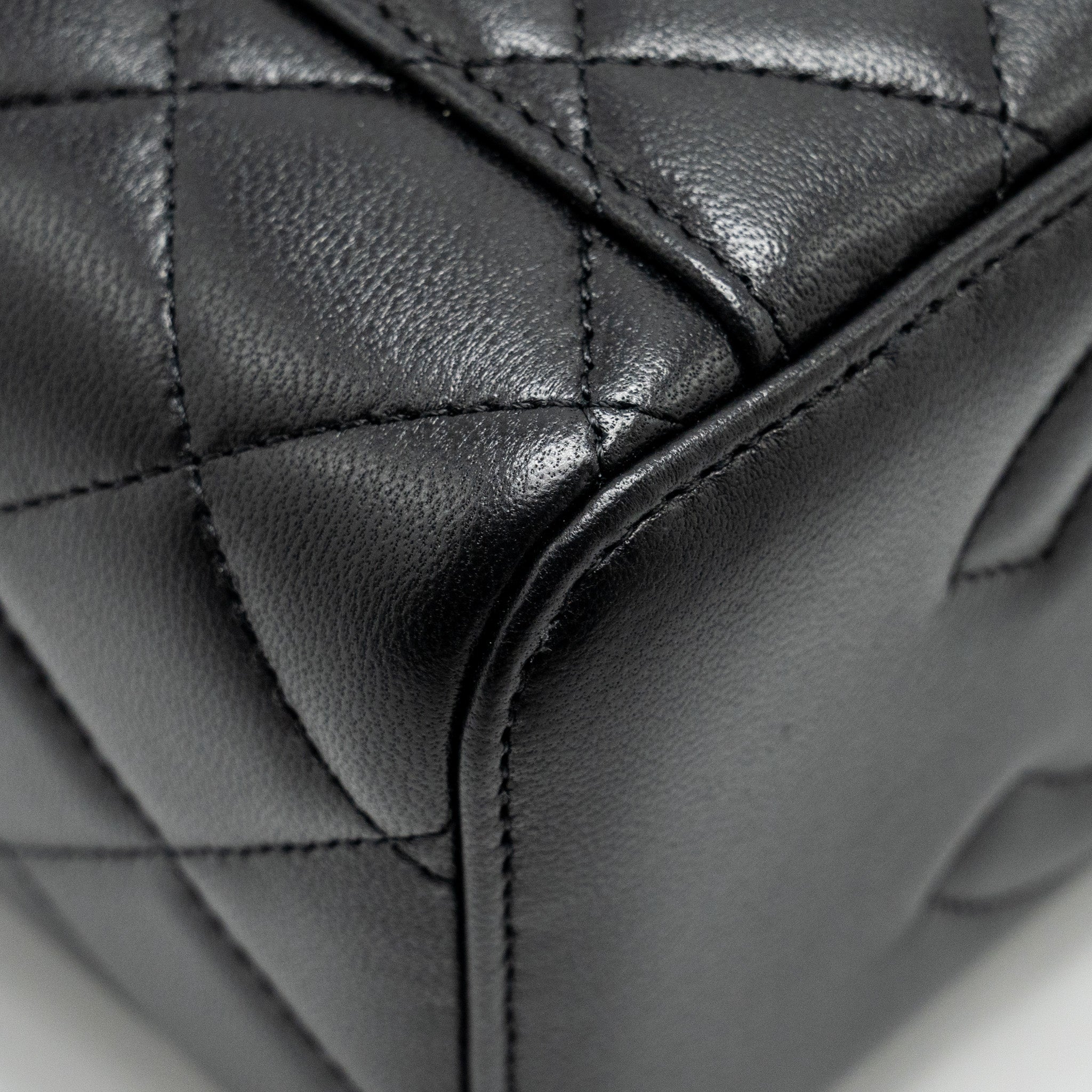 CHANEL LONG VANITY CASE LAMBSKIN SO BLACK (MICROCHIP)