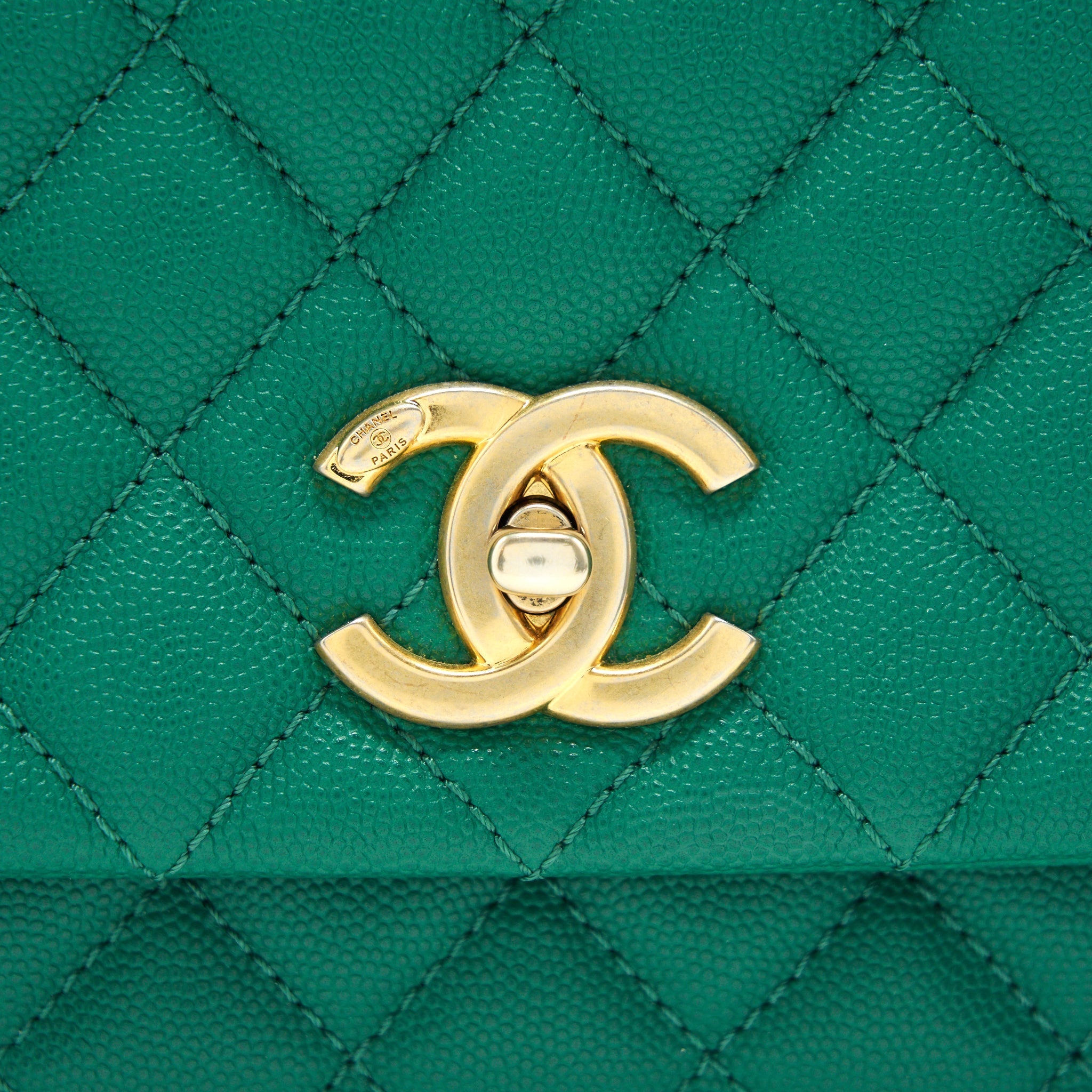 CHANEL COCOHANDLE FLAP BAG MEDIUM GREEN WITH GHW