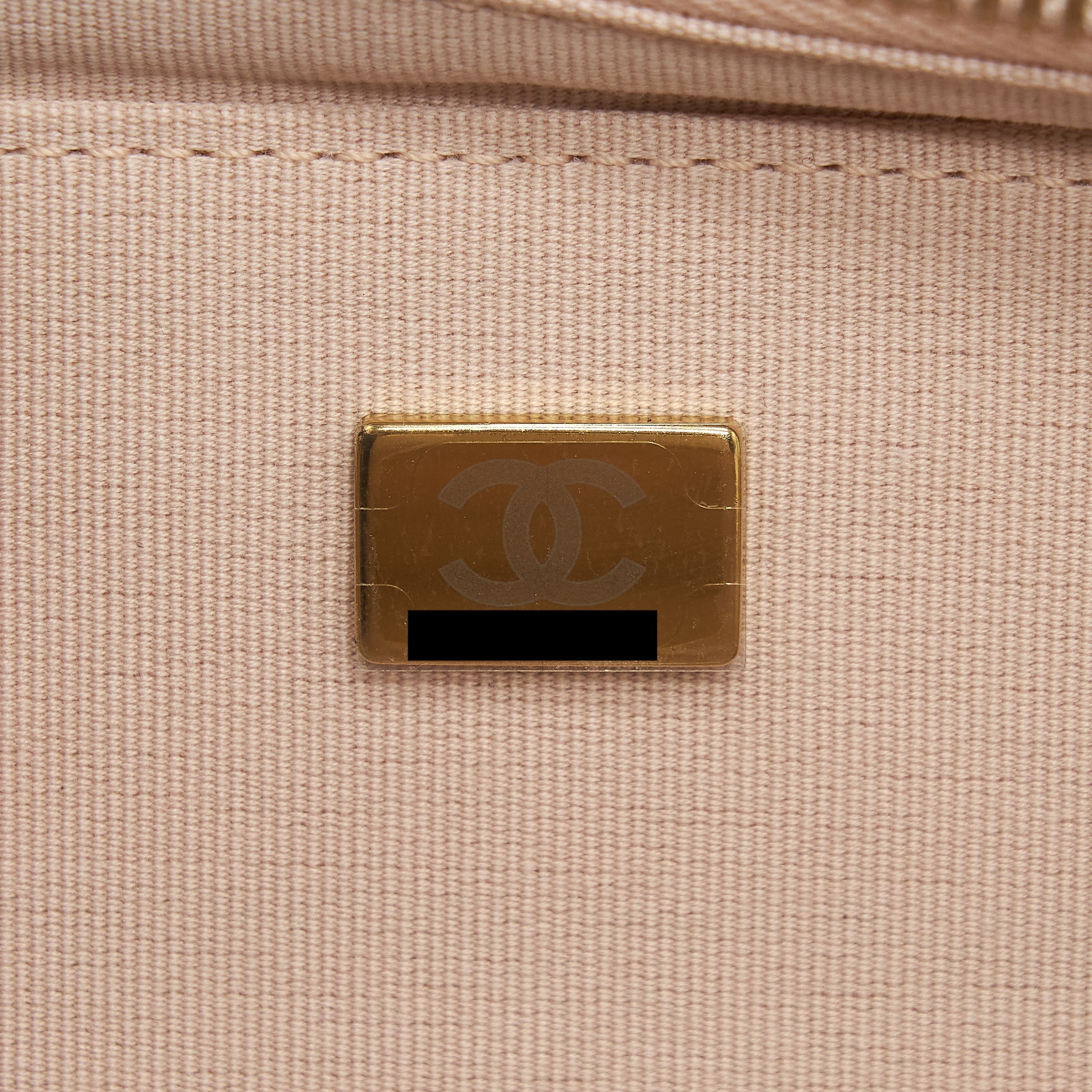 CHANEL 21K CROSSBODY BAG CAVIAR LIGHT BEIGE LGHW