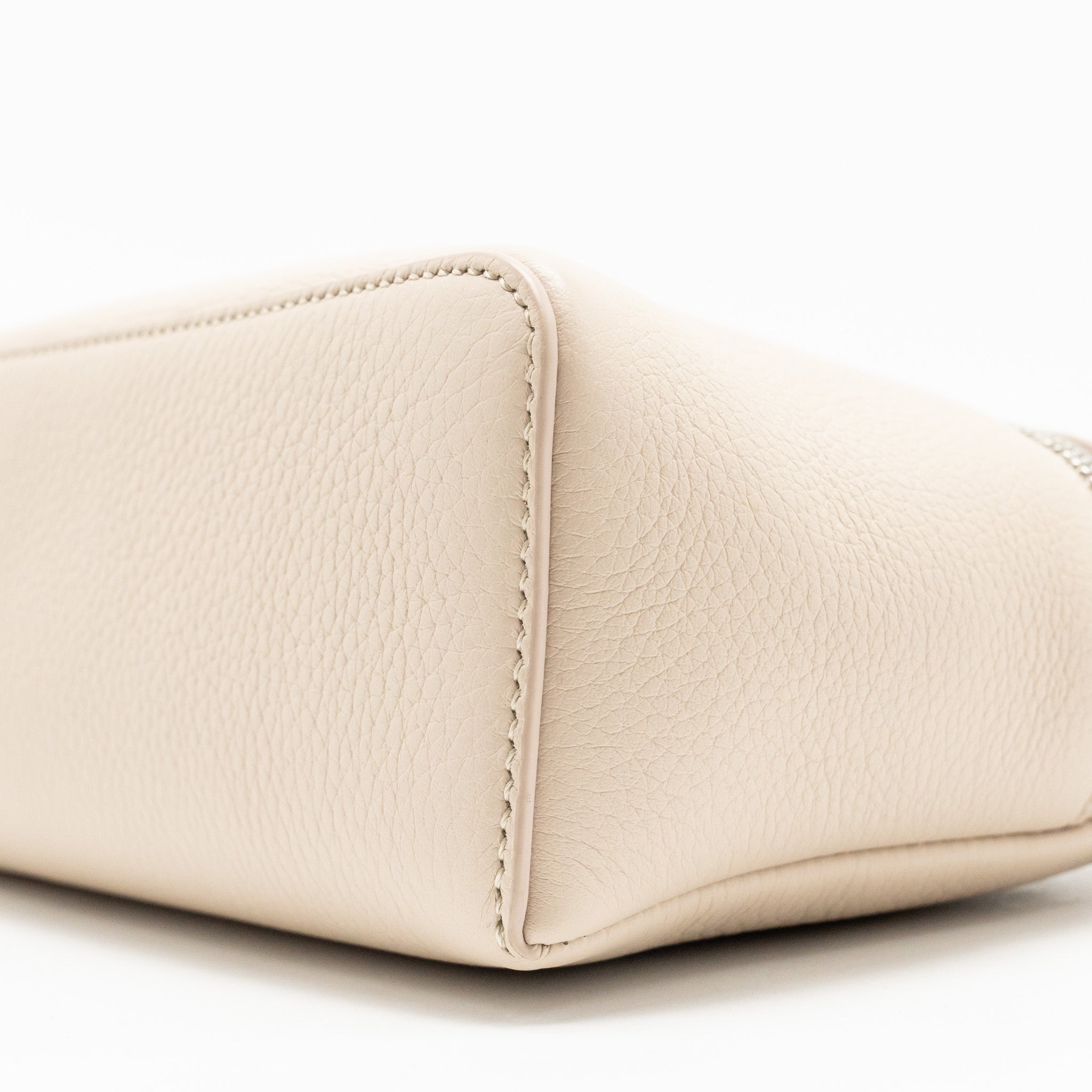 LORO PIANA EXTRA POCKET L19 GRAINED CALFSKIN WHISPER WHITE SHW