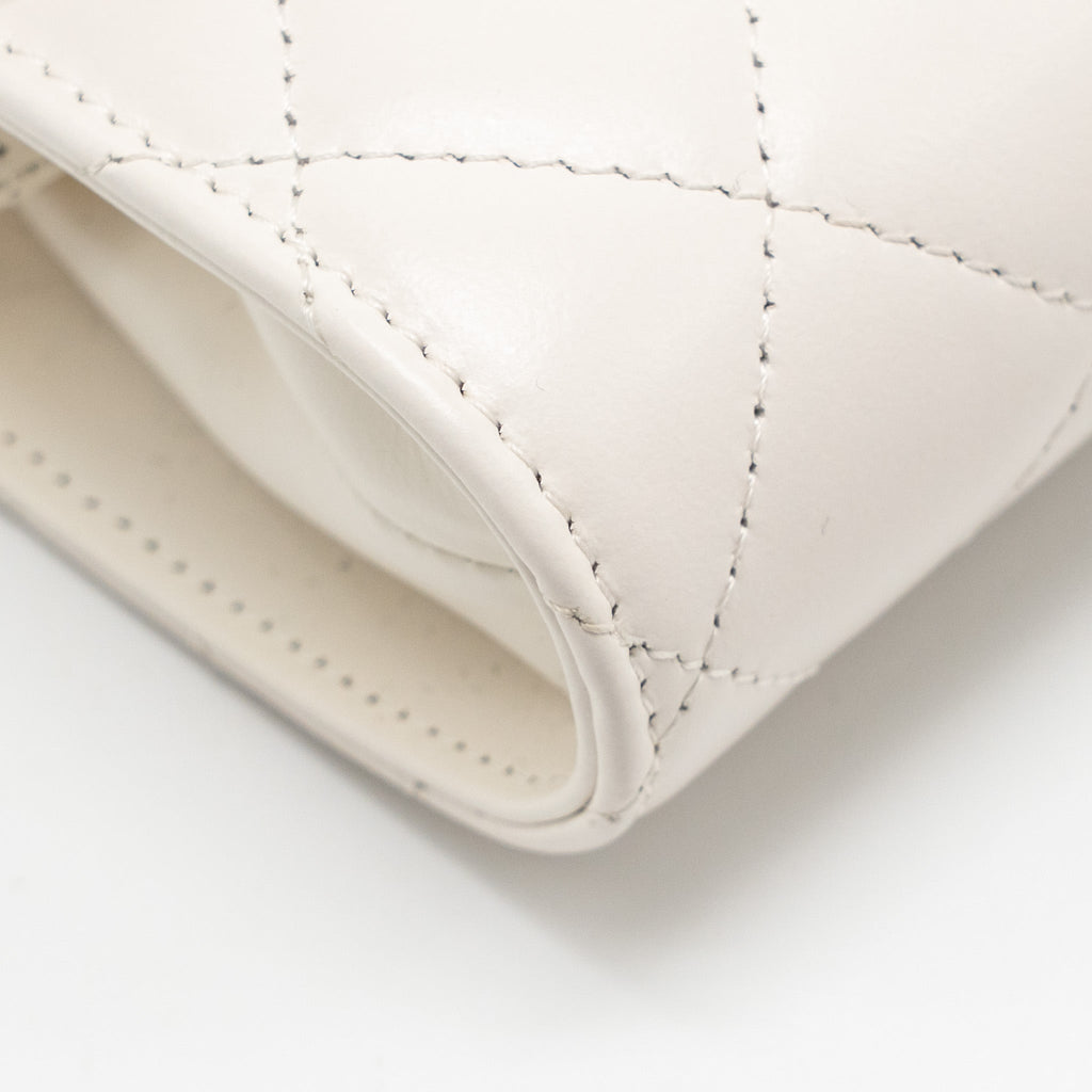 CHANEL TOP HANDLE FLAP KISS LOCK MINI CLUTCH WITH CHAIN LAMBSKIN WHITE LGHW (MICROCHIP)